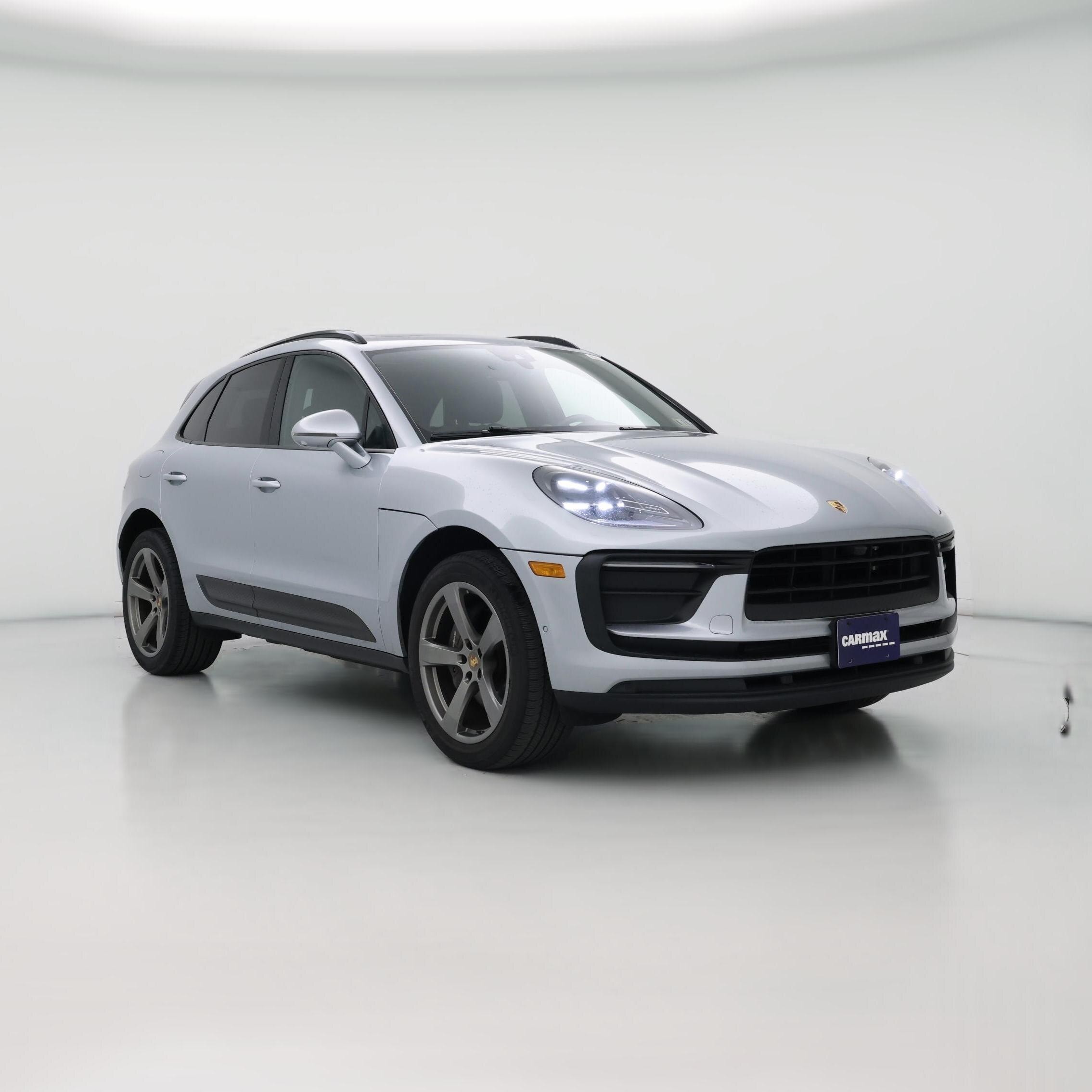 Thumbnail: 2022 Porsche Macan - 1