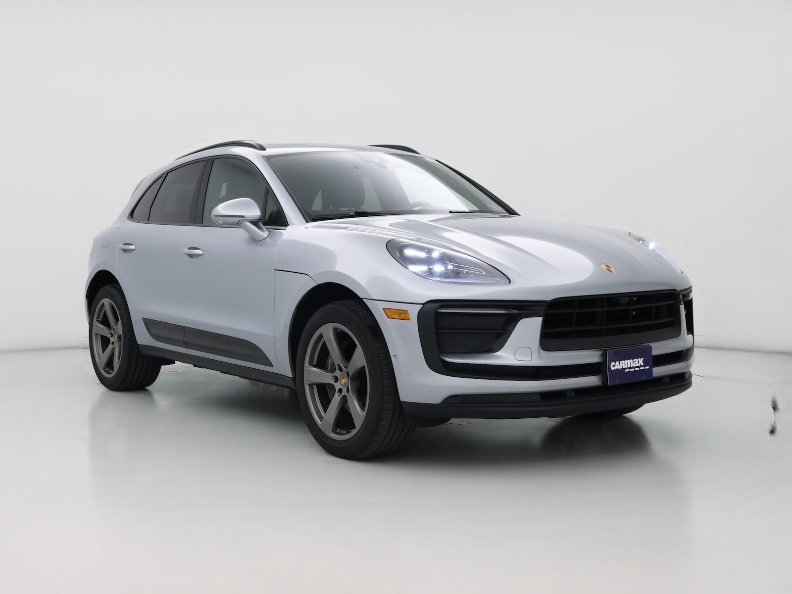 2022 Porsche Macan Base