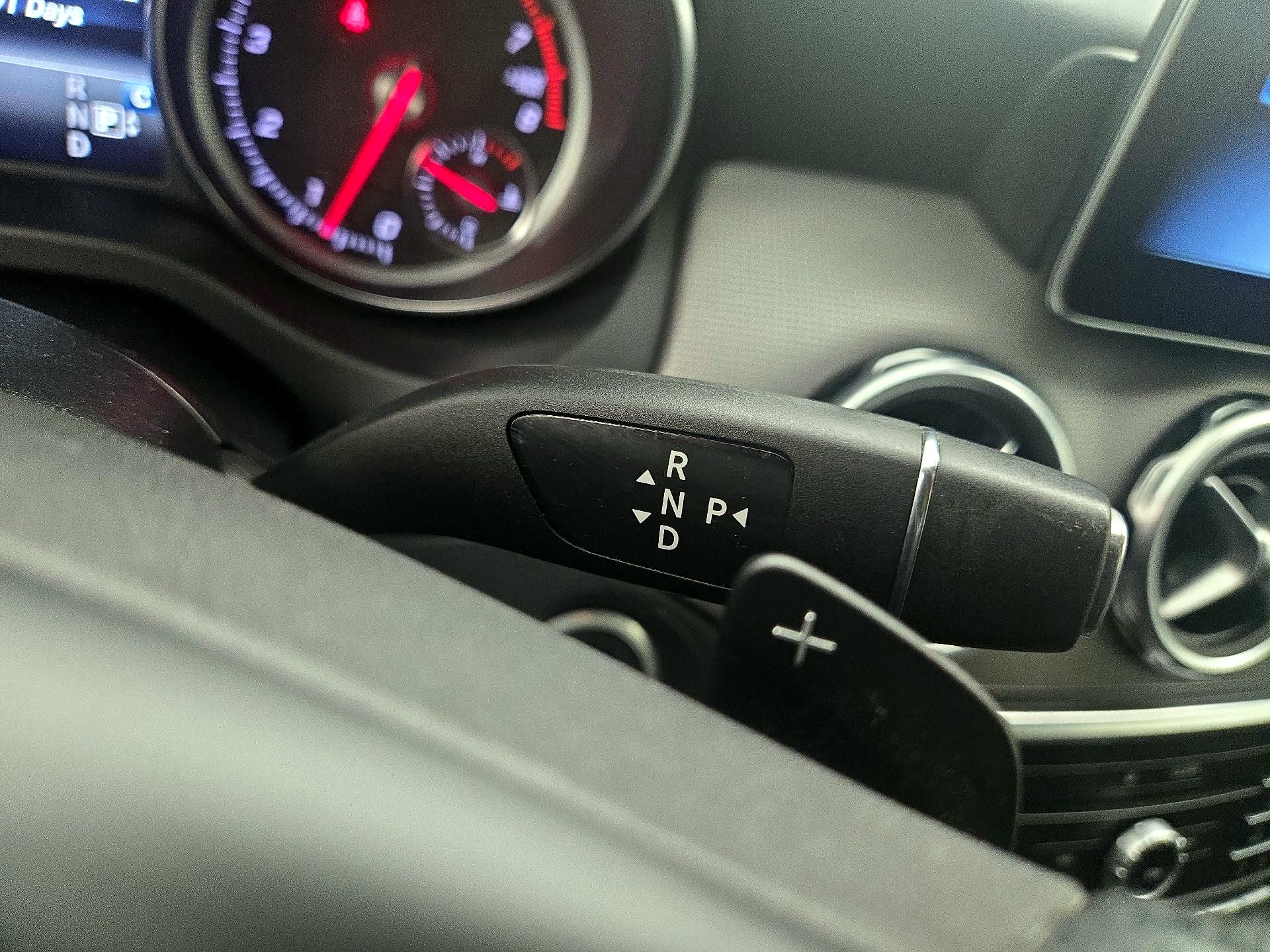 Thumbnail: 2020 Mercedes-Benz GLA - 17