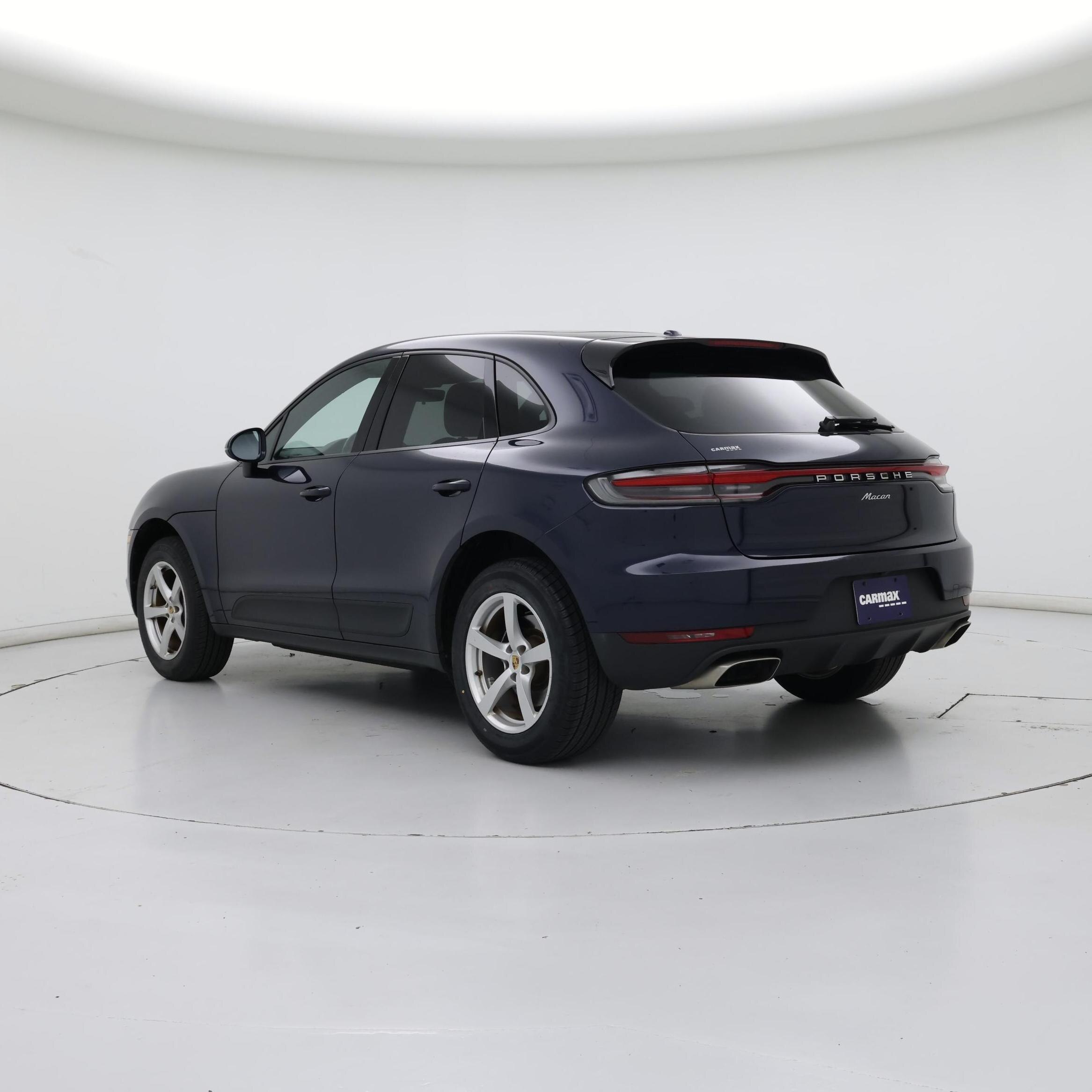Thumbnail: 2021 Porsche Macan - 2