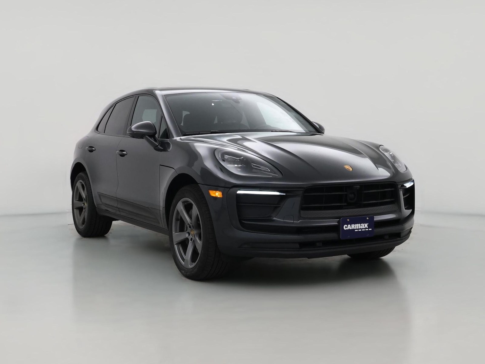 2023 Porsche Macan Base