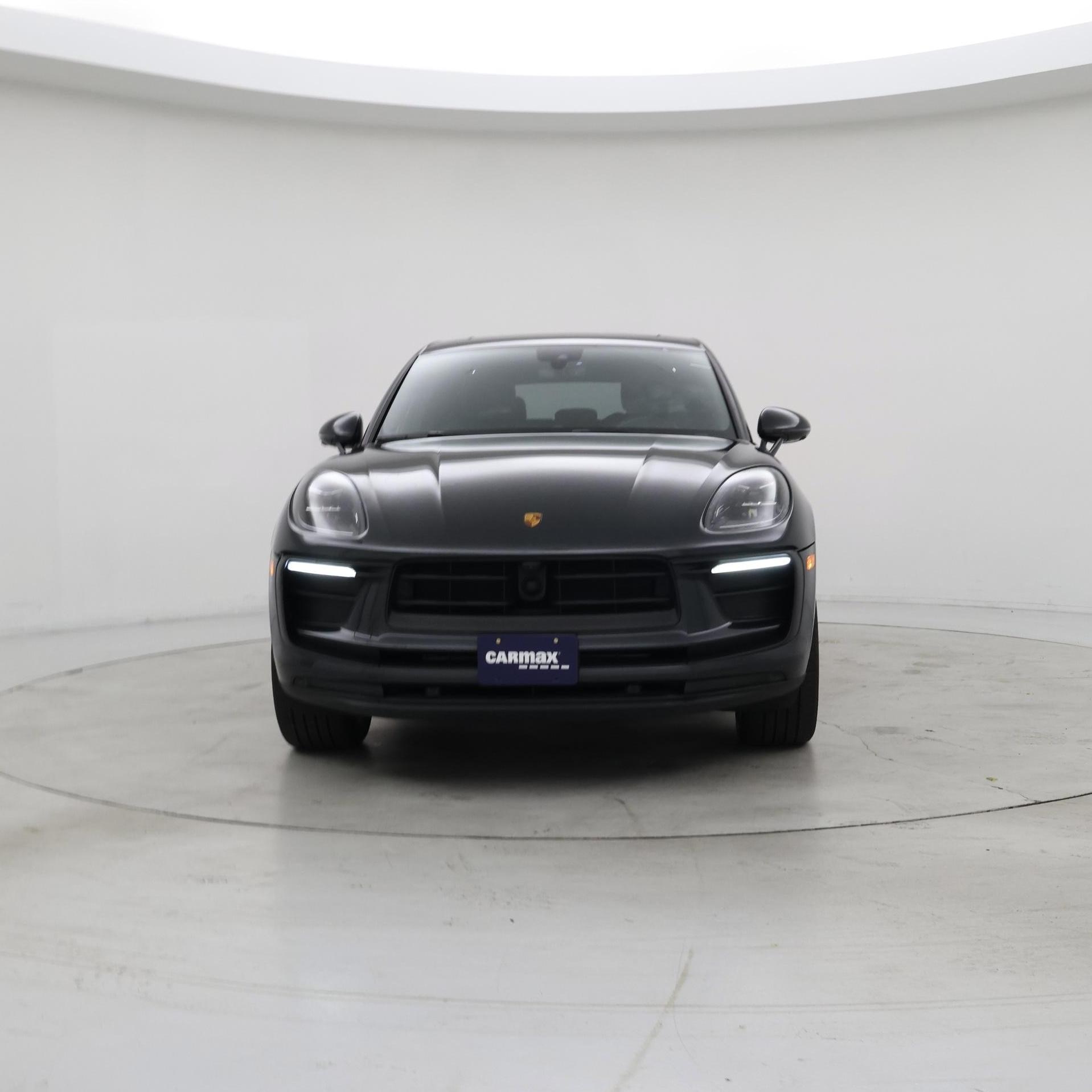 Thumbnail: 2023 Porsche Macan - 5
