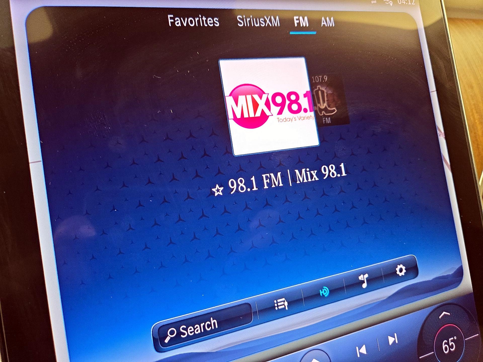 Thumbnail: 2023 Mercedes-Benz C-Class - 16