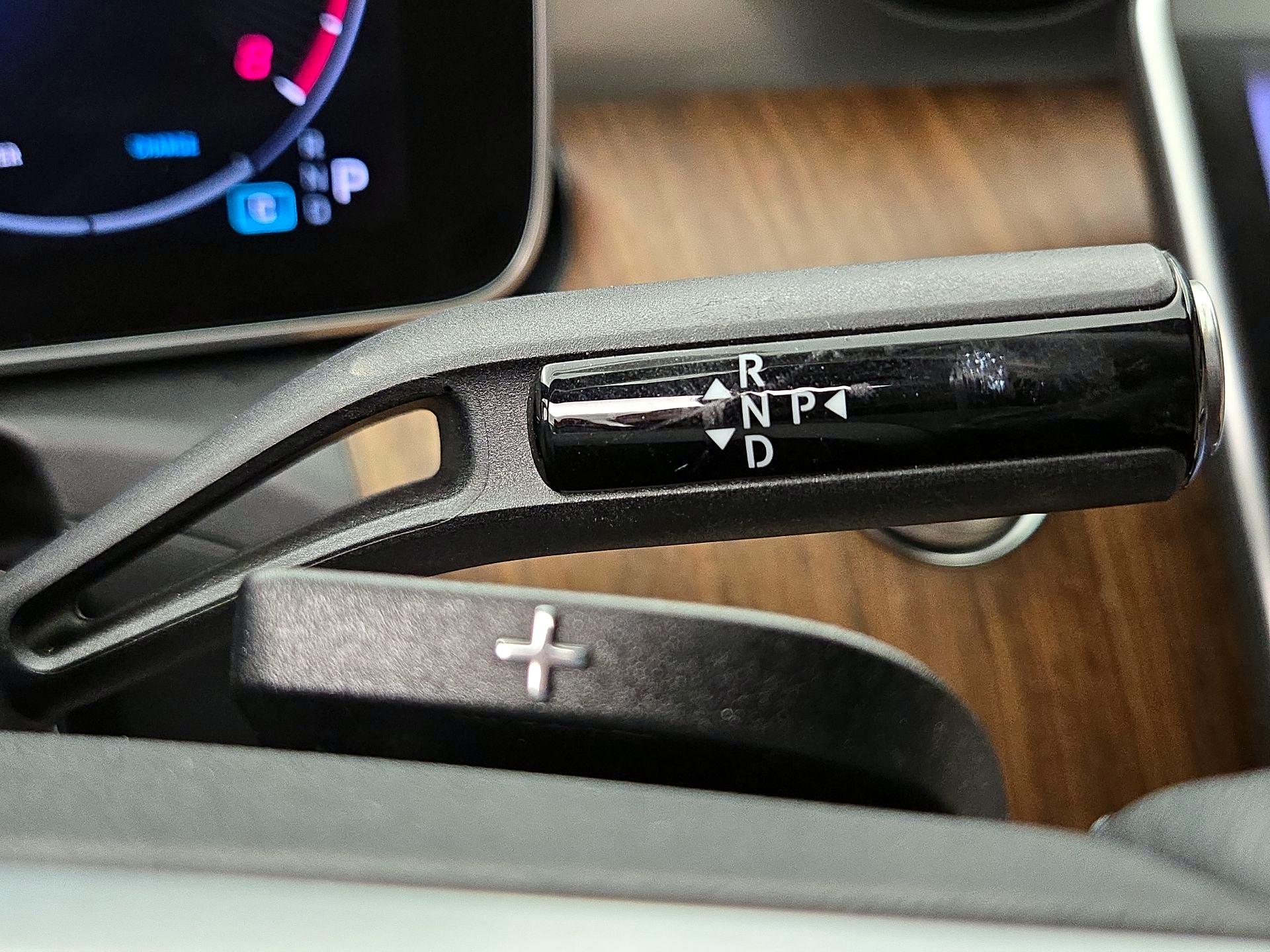 Thumbnail: 2023 Mercedes-Benz C-Class - 18