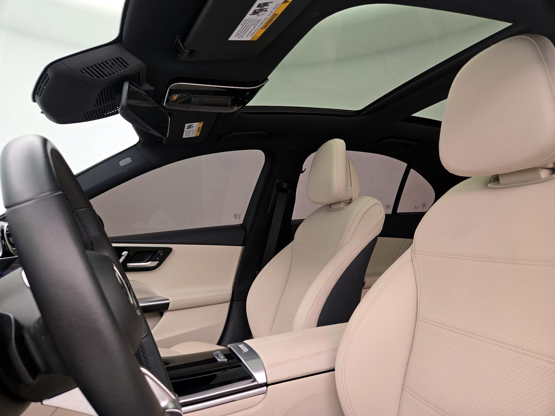 Thumbnail: 2023 Mercedes-Benz C-Class - 20