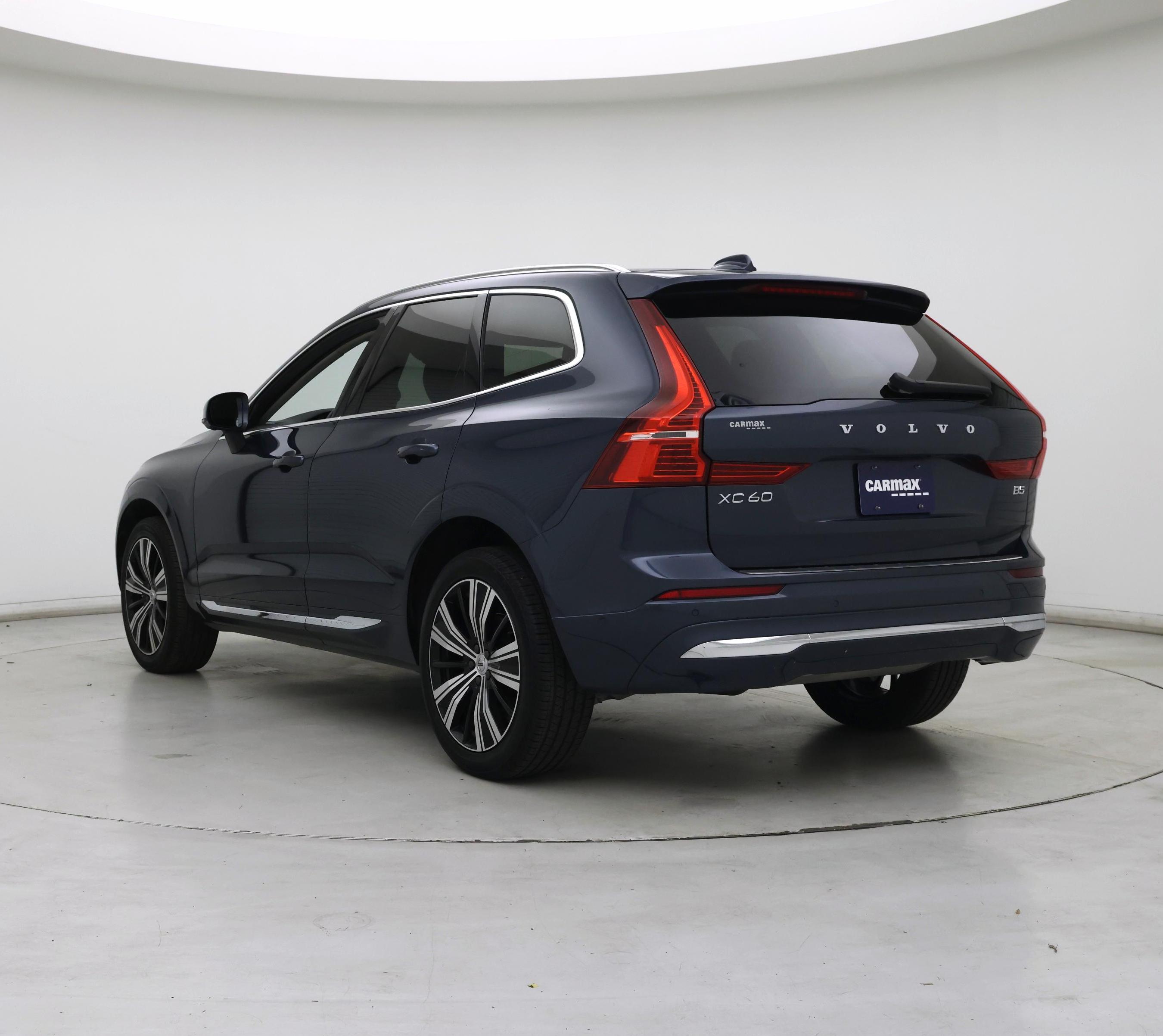 Thumbnail: 2023 Volvo XC60 - 2