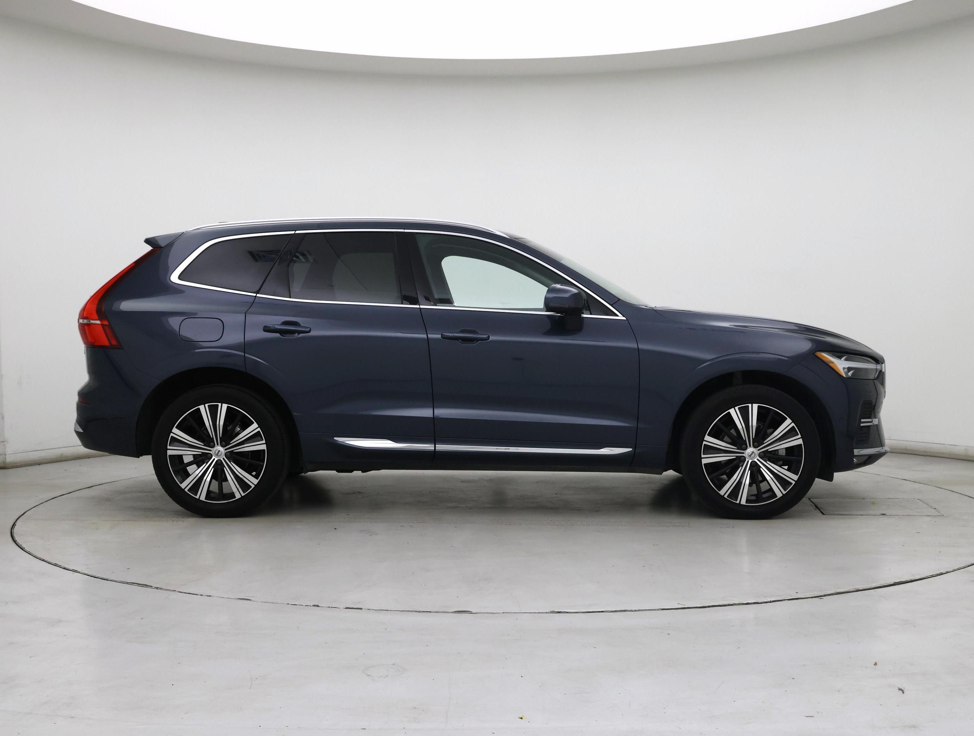 Thumbnail: 2023 Volvo XC60 - 7