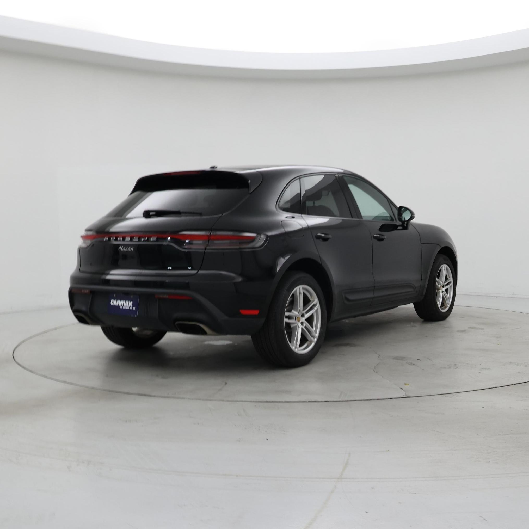 Thumbnail: 2022 Porsche Macan - 8