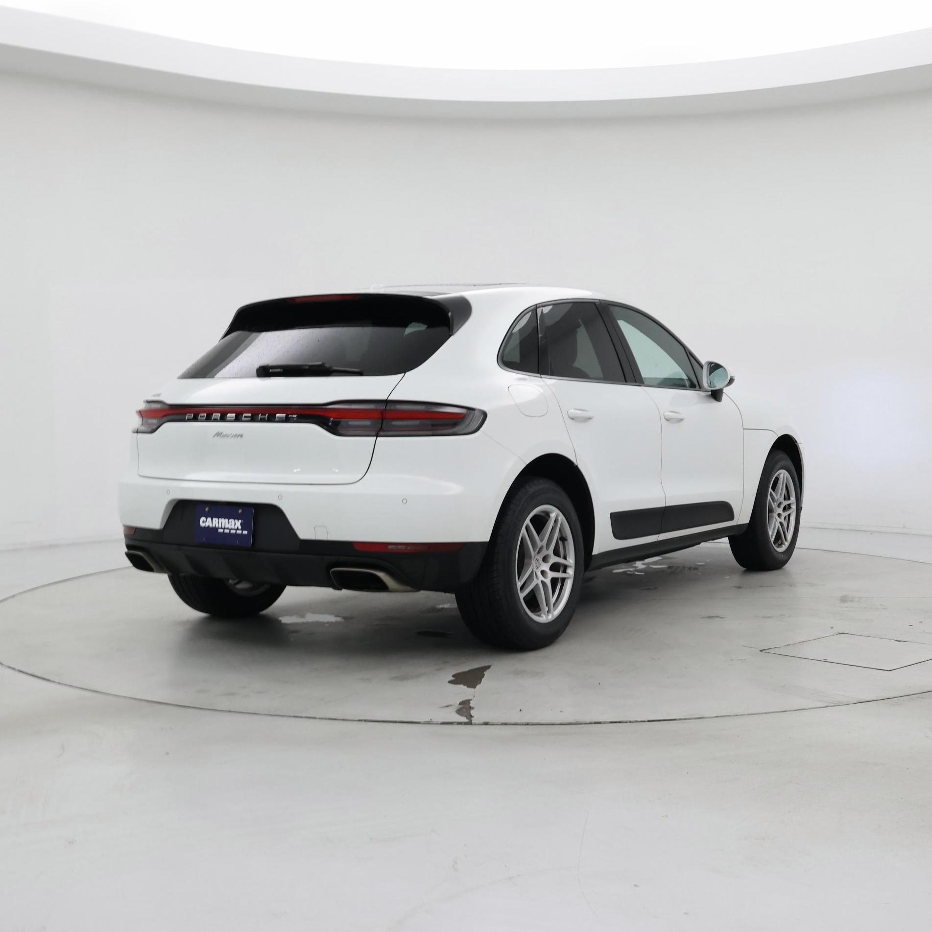 Thumbnail: 2021 Porsche Macan - 8