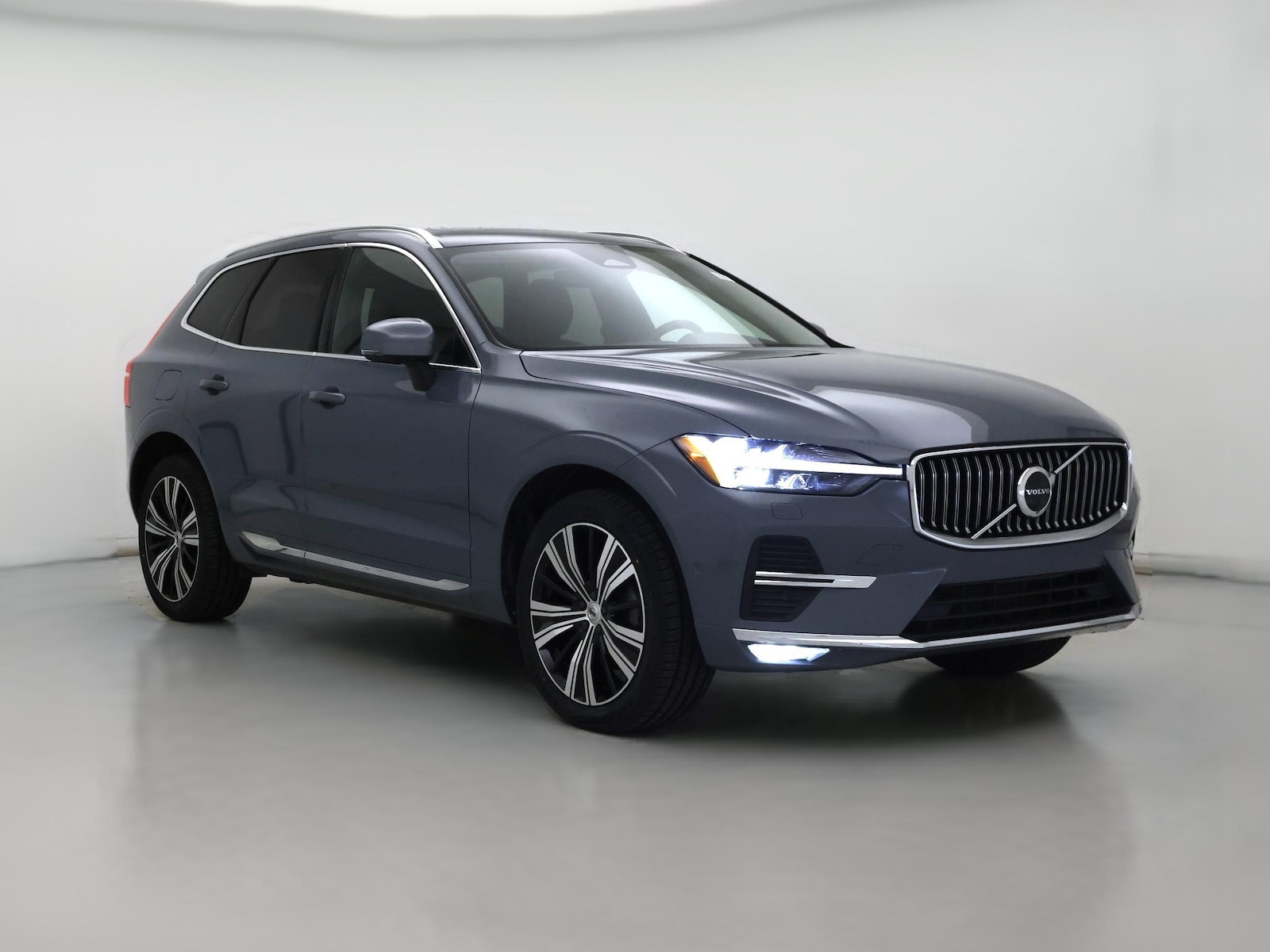 2023 Volvo XC60 Plus