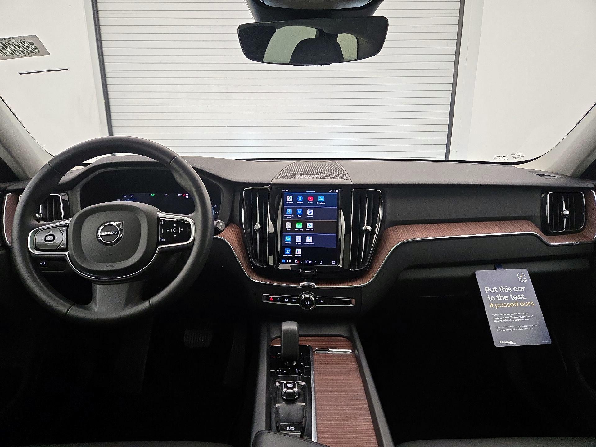 Thumbnail: 2023 Volvo XC60 - 9