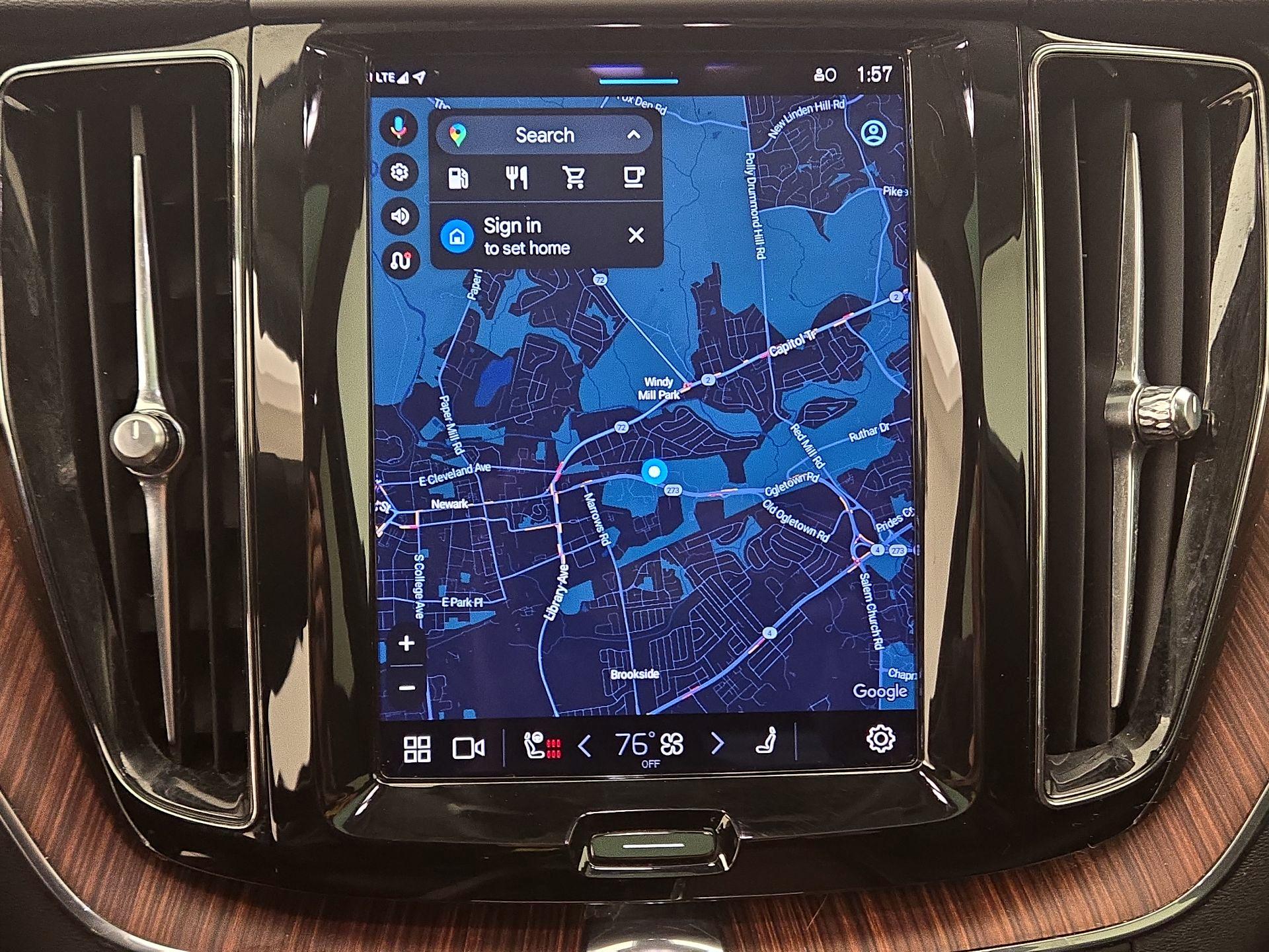 Thumbnail: 2023 Volvo XC60 - 13