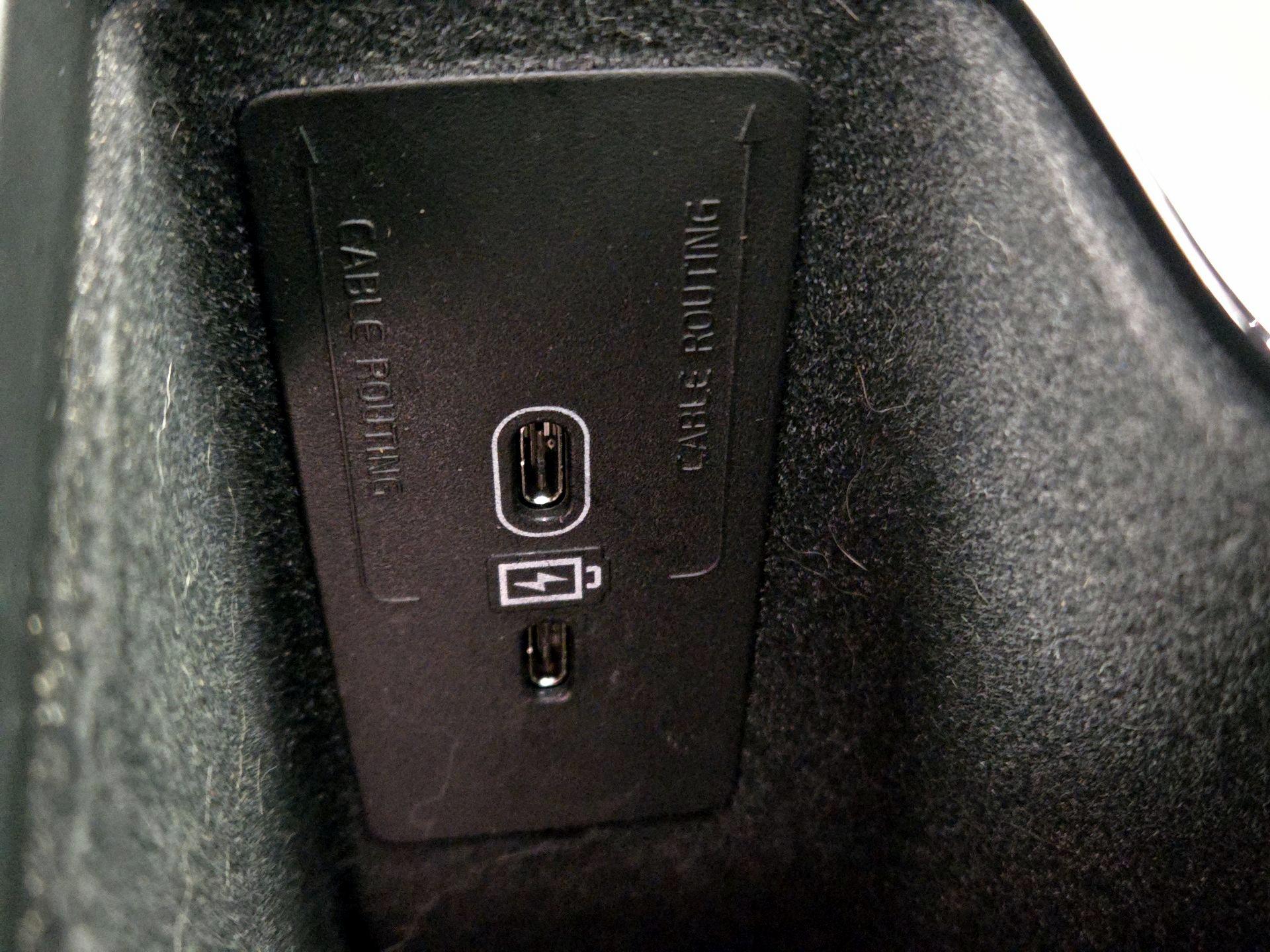 Thumbnail: 2023 Volvo XC60 - 18