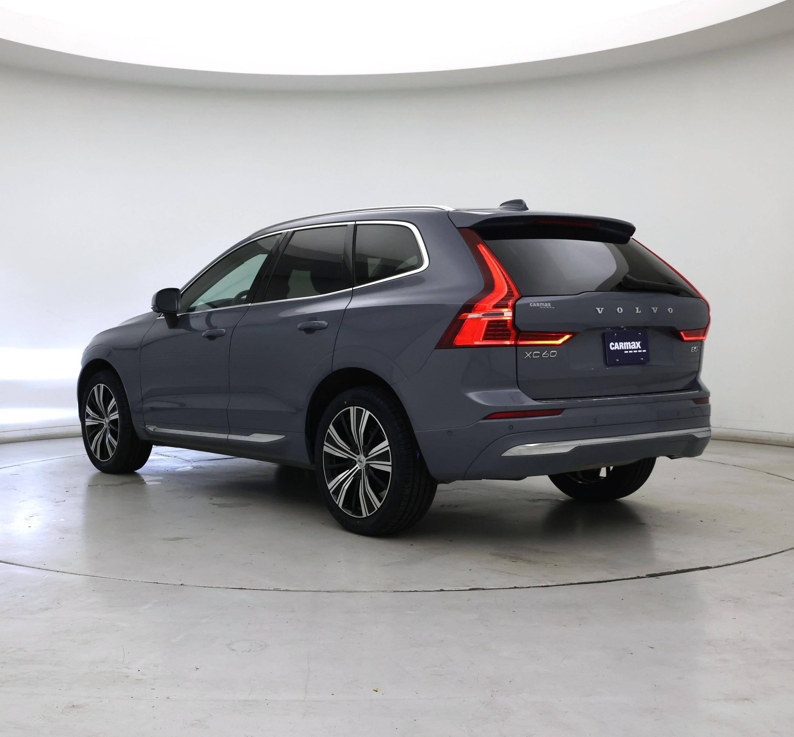 Thumbnail: 2023 Volvo XC60 - 2