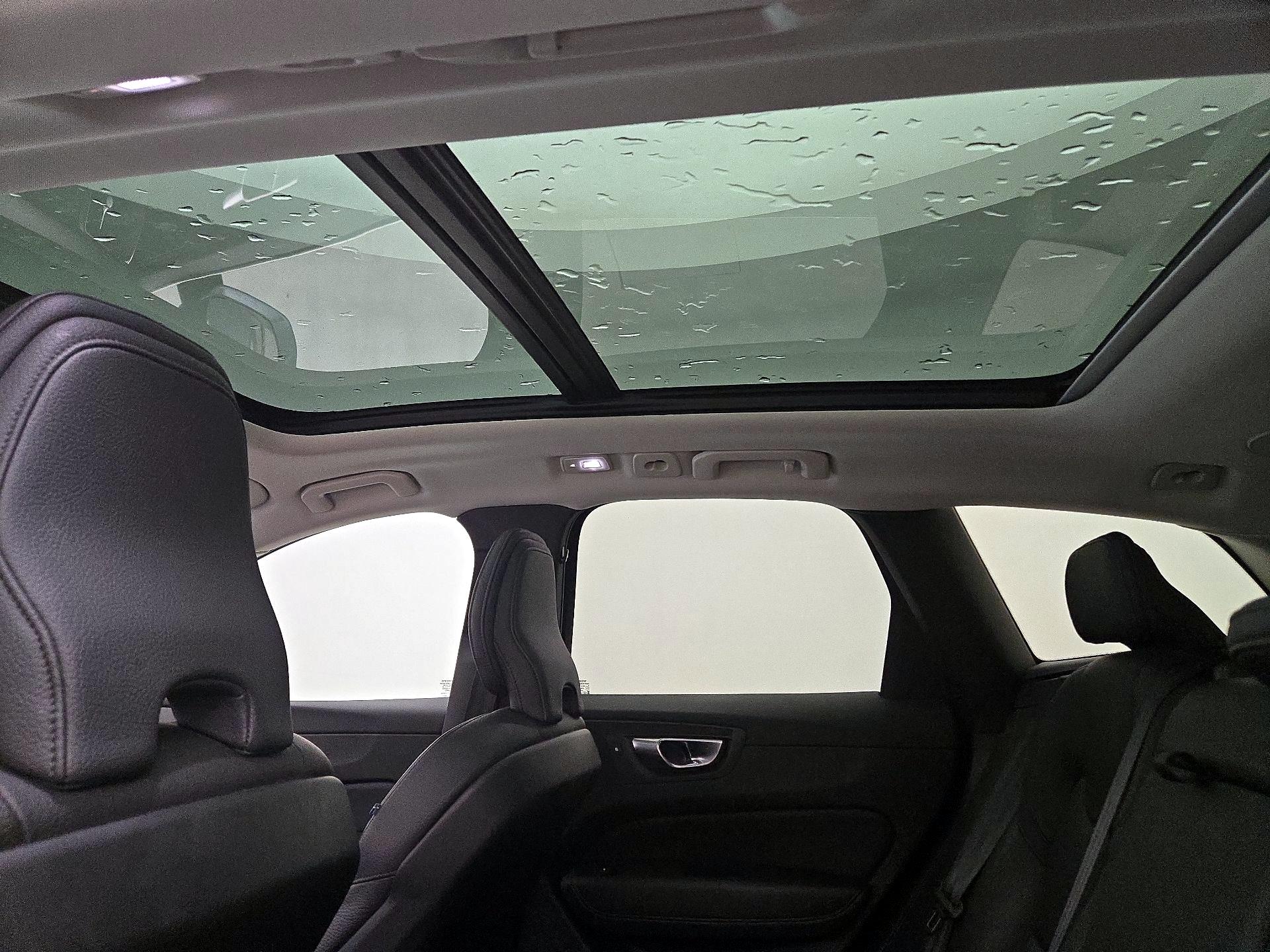 Thumbnail: 2023 Volvo XC60 - 19