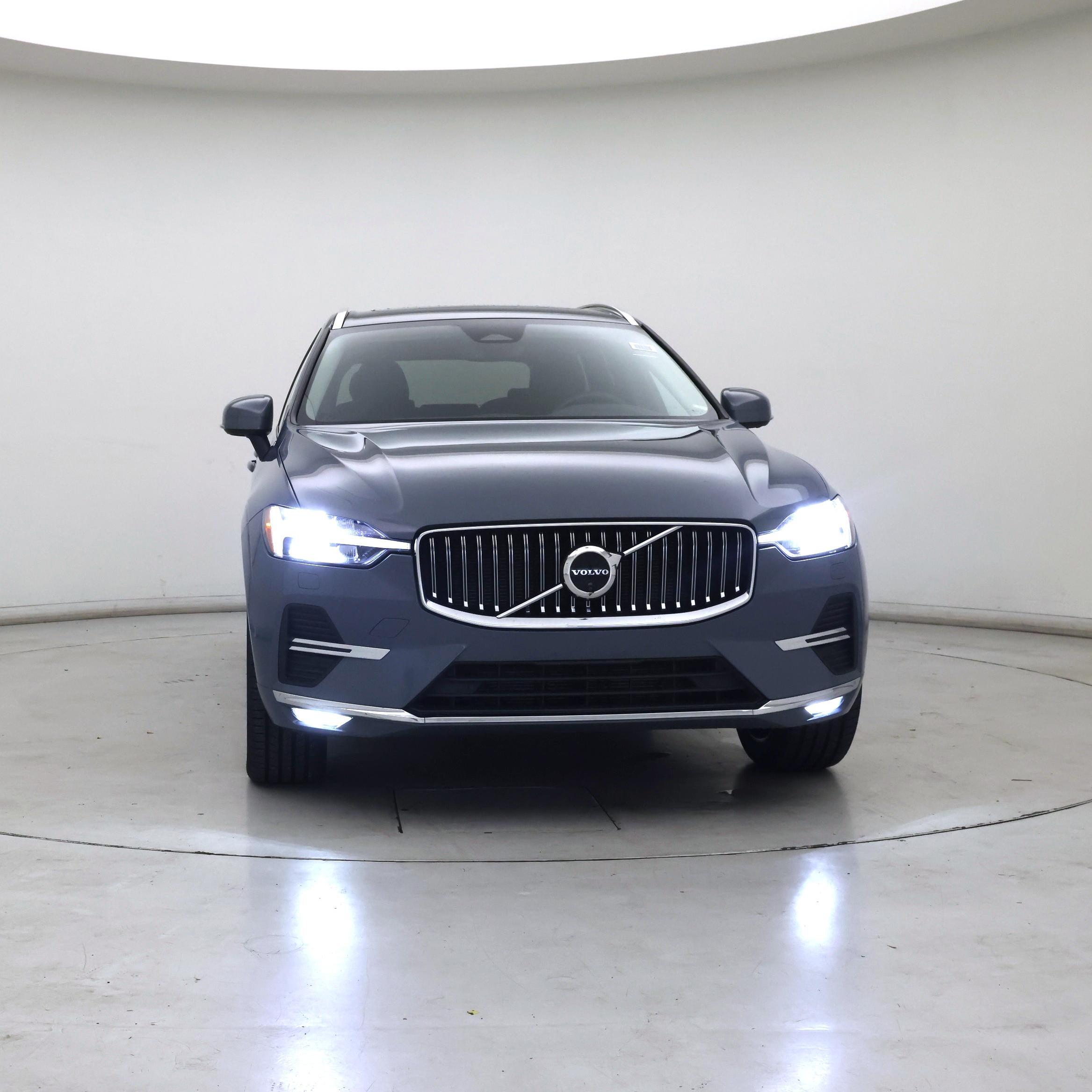 Thumbnail: 2023 Volvo XC60 - 5