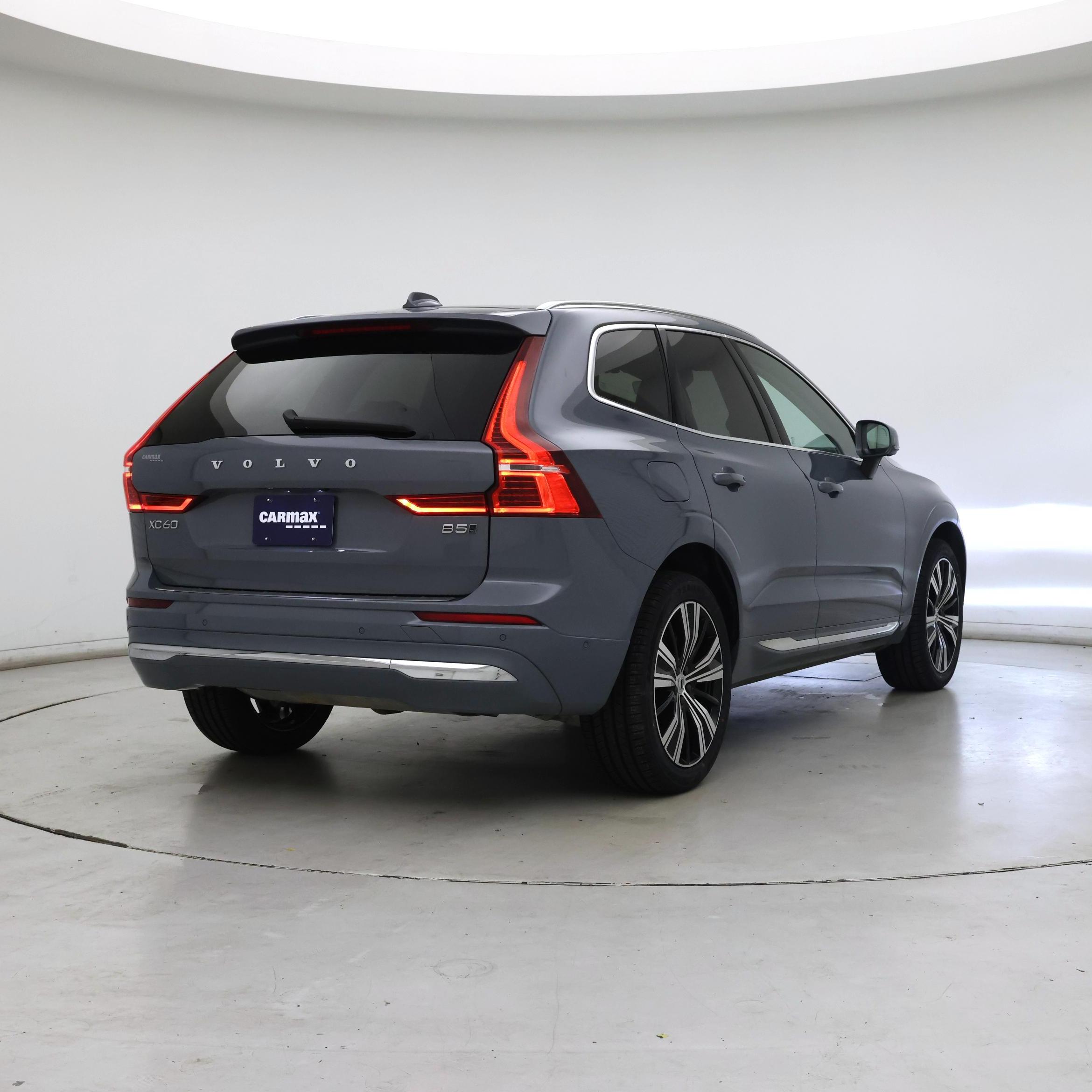 Thumbnail: 2023 Volvo XC60 - 8