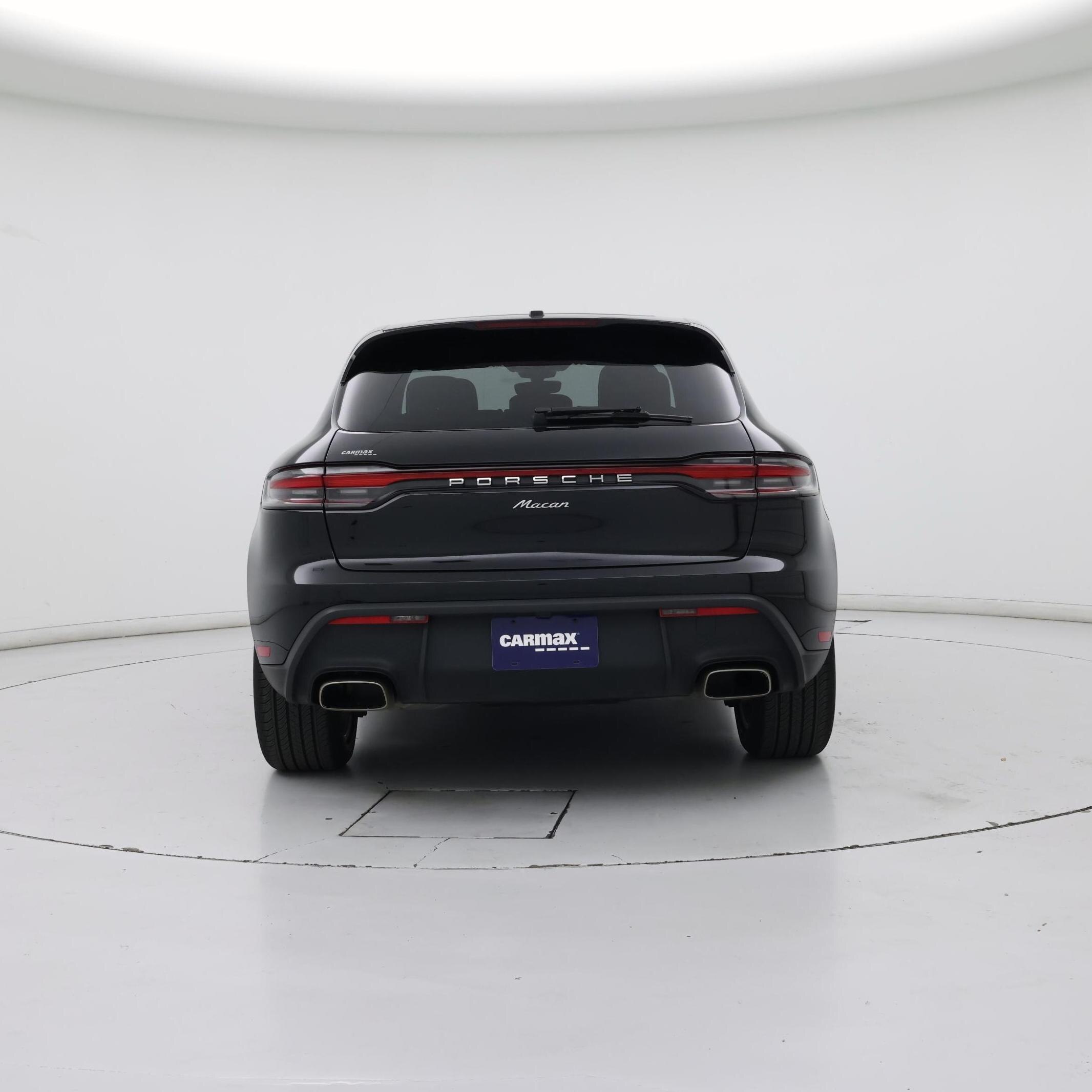 Thumbnail: 2023 Porsche Macan - 6