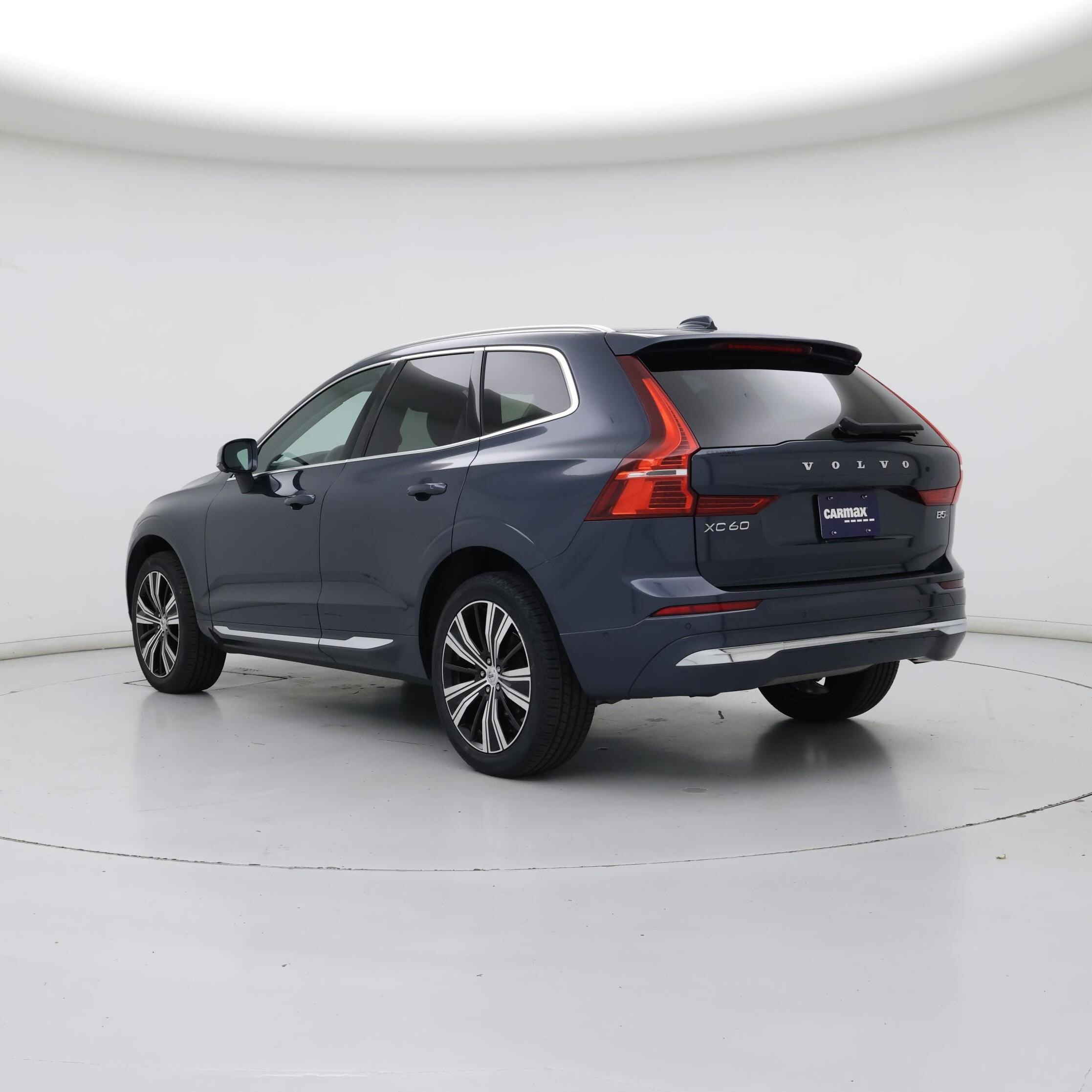 Thumbnail: 2023 Volvo XC60 - 2