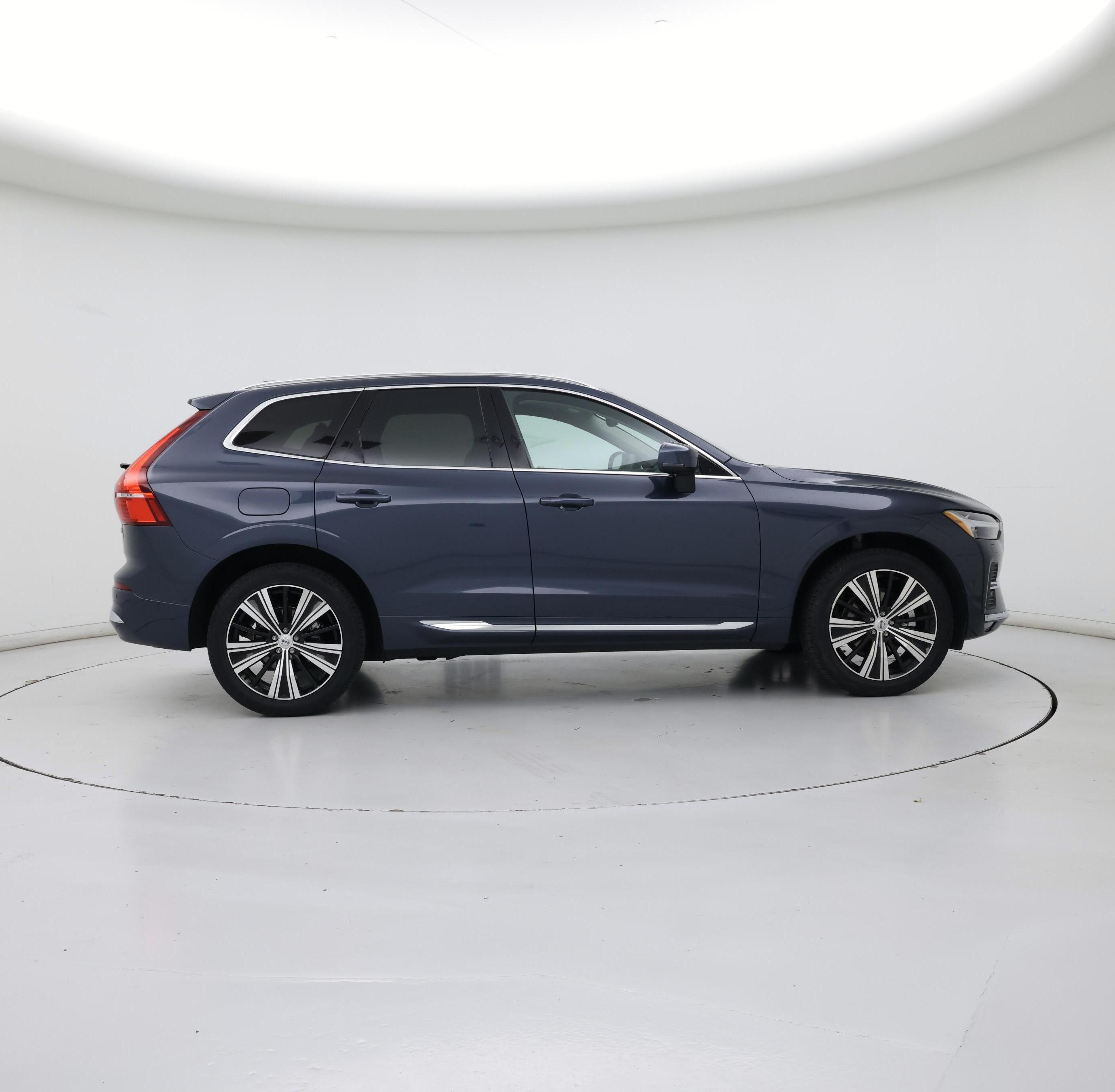 Thumbnail: 2023 Volvo XC60 - 7