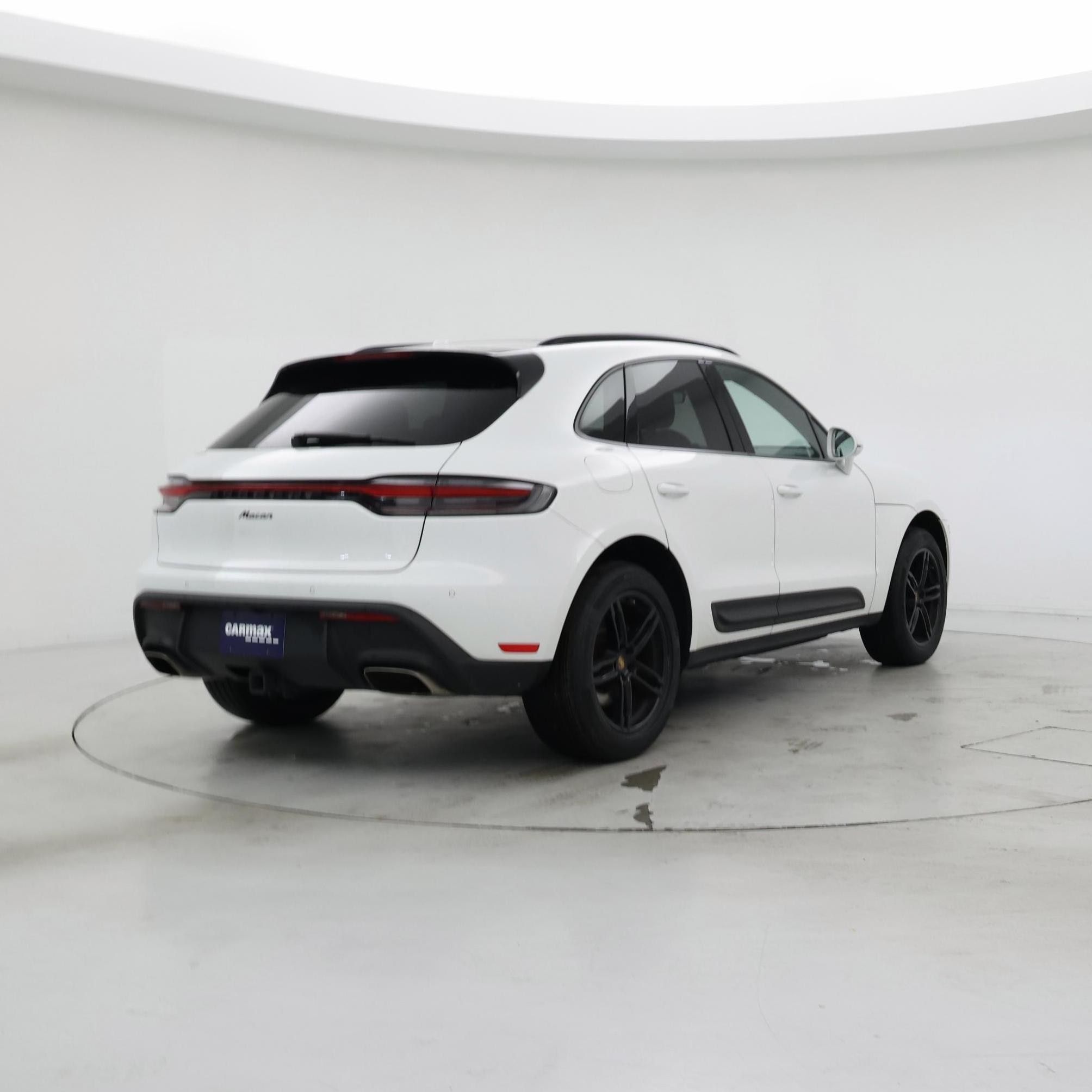 Thumbnail: 2022 Porsche Macan - 8