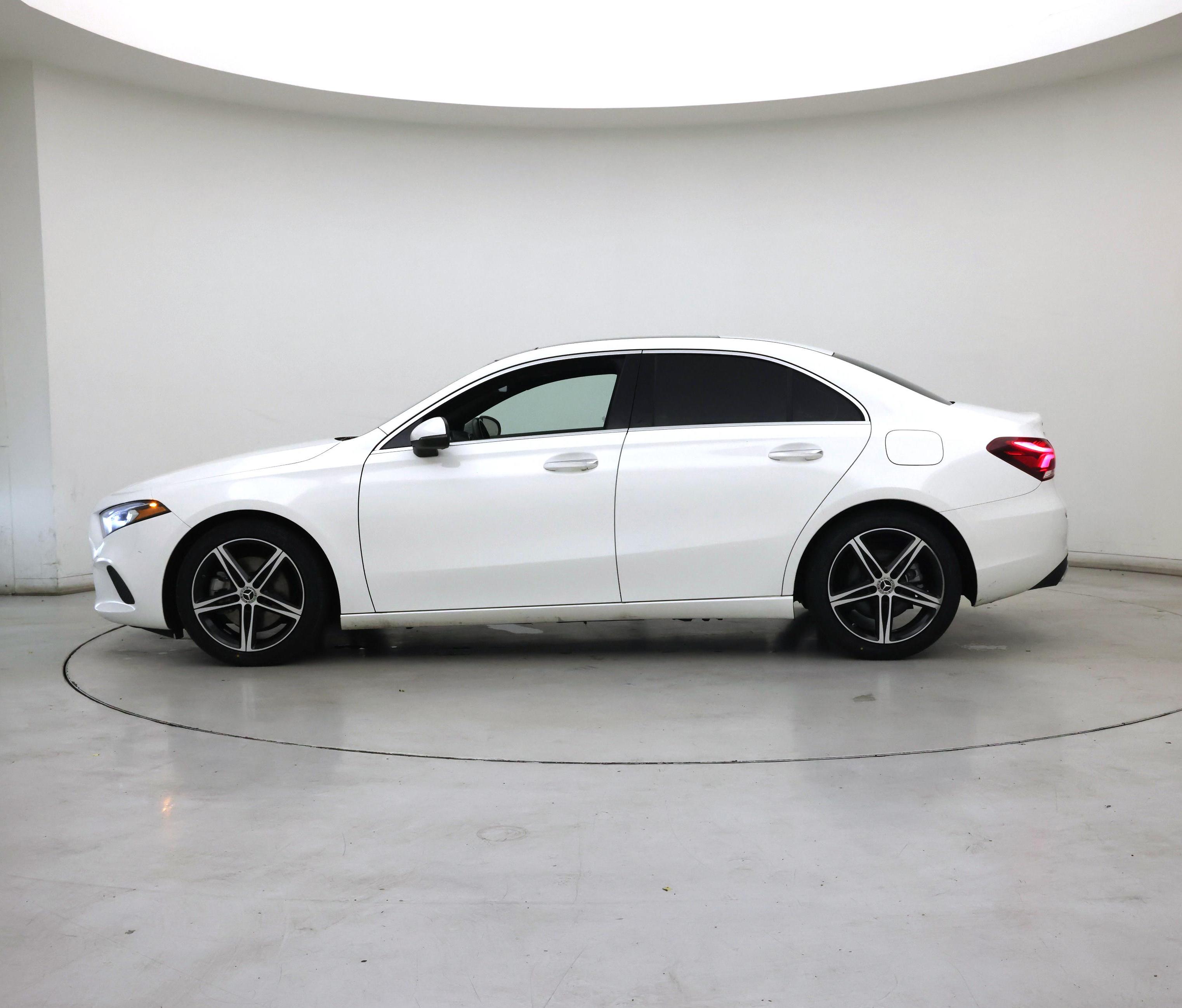 Thumbnail: 2022 Mercedes-Benz A-Class - 3