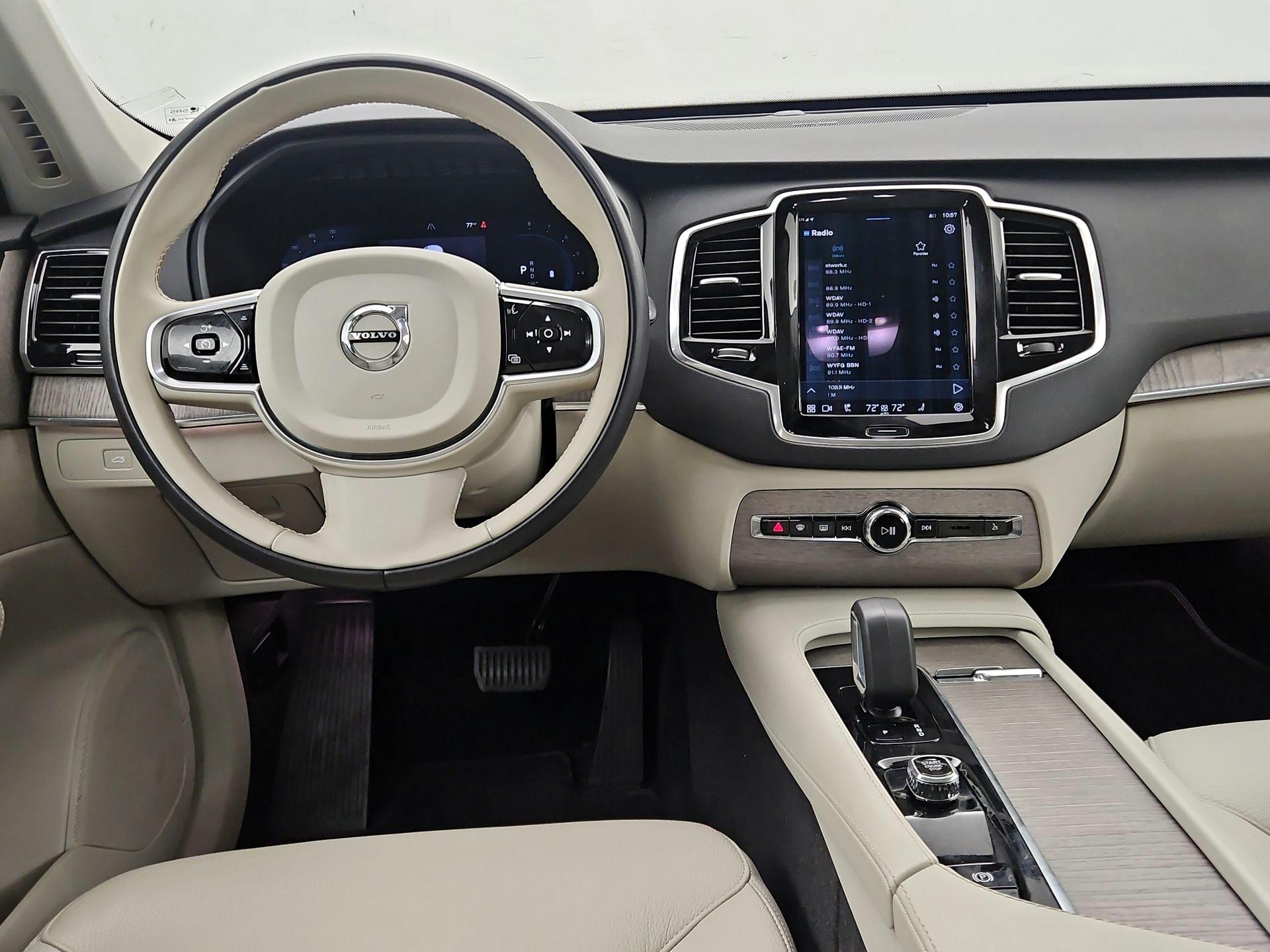 Thumbnail: 2023 Volvo XC90 - 10