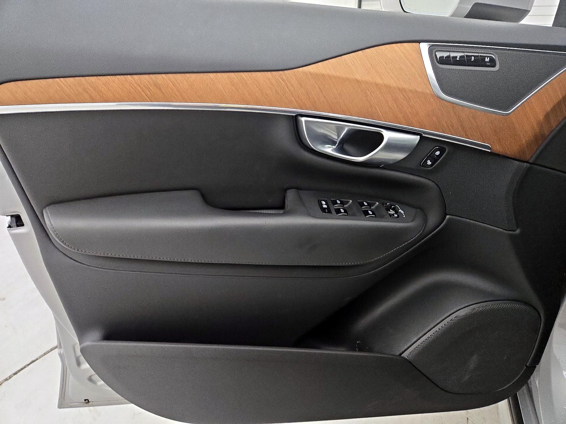 Thumbnail: 2024 Volvo XC90 - 12