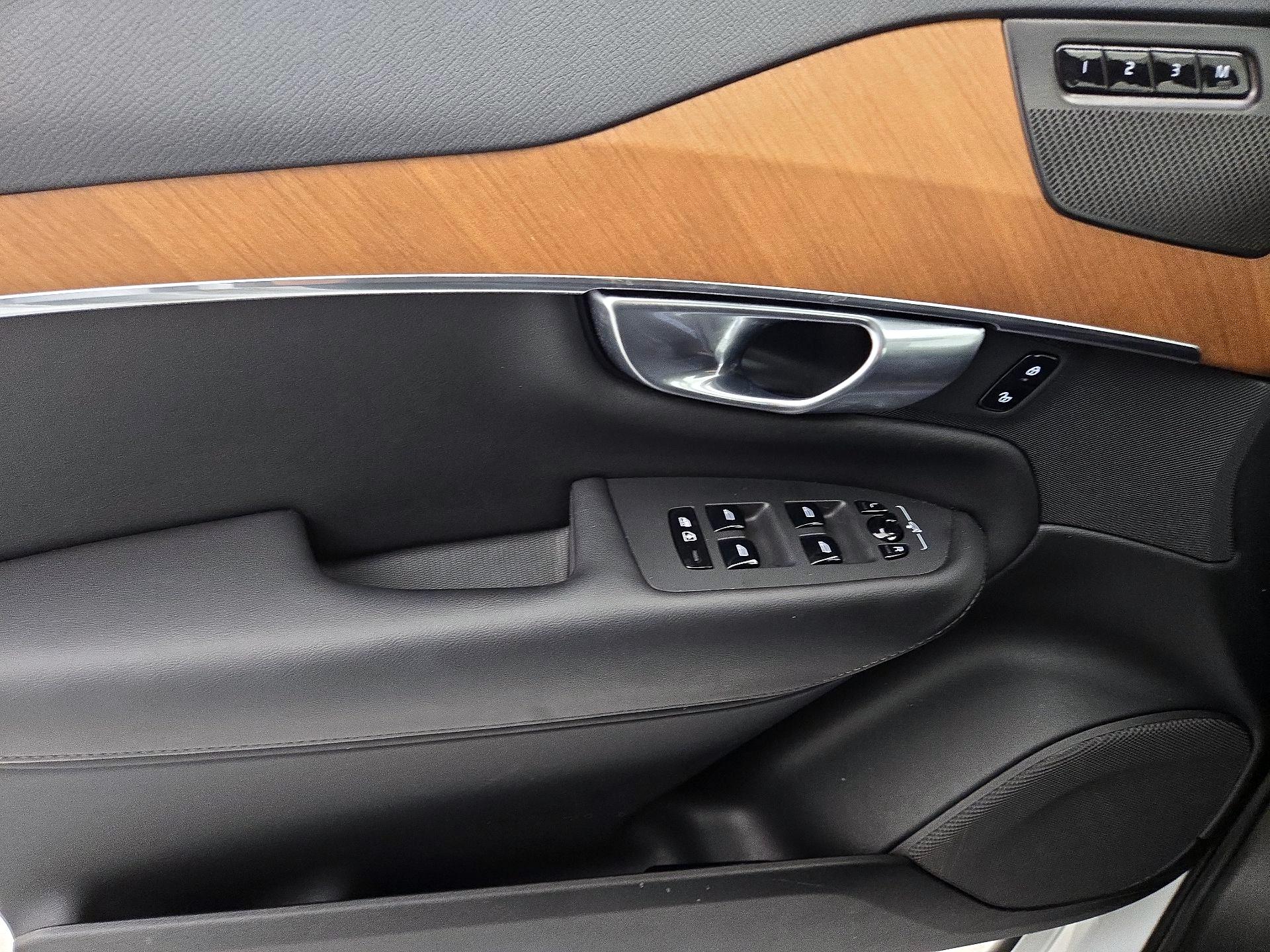 Thumbnail: 2024 Volvo XC90 - 12