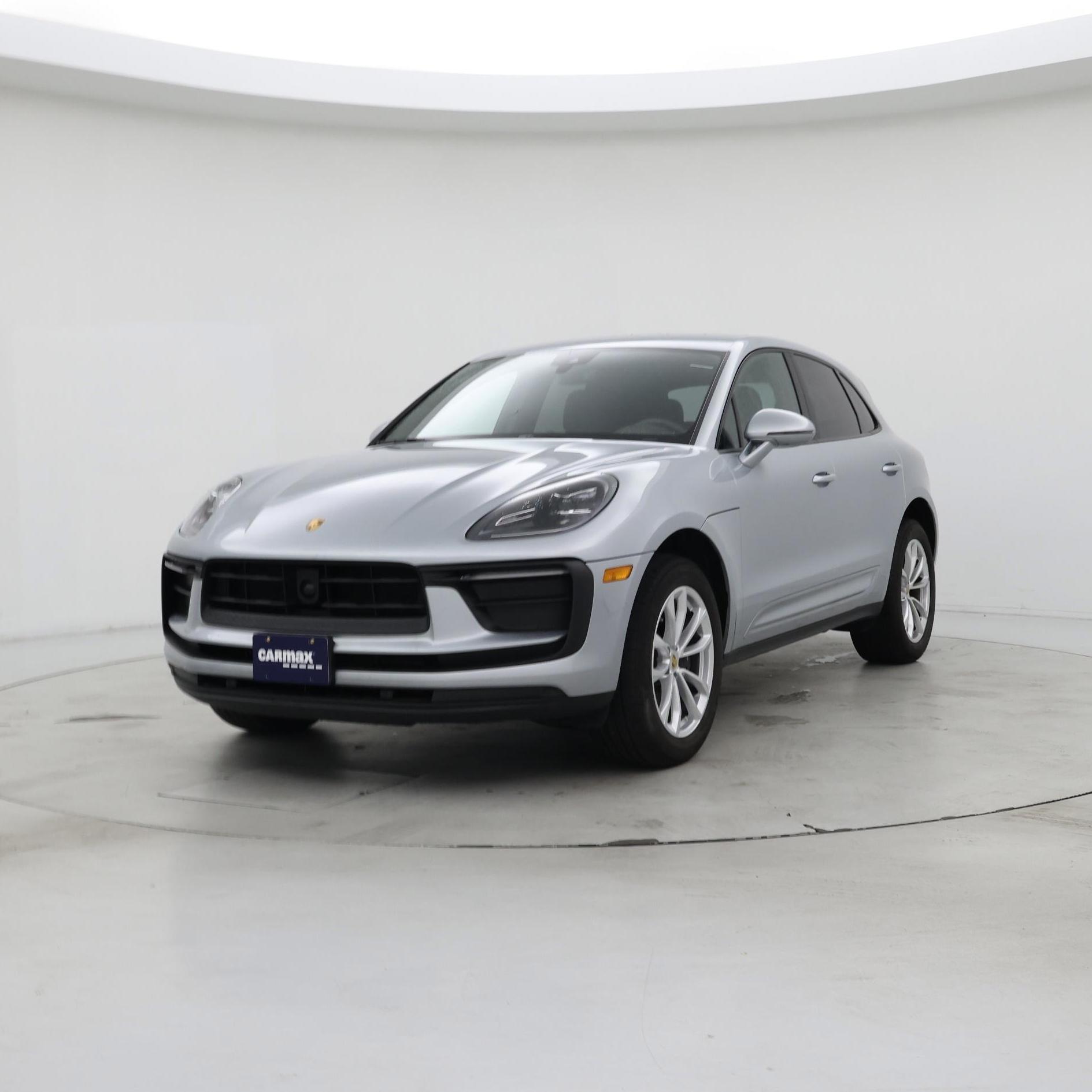 Thumbnail: 2023 Porsche Macan - 4