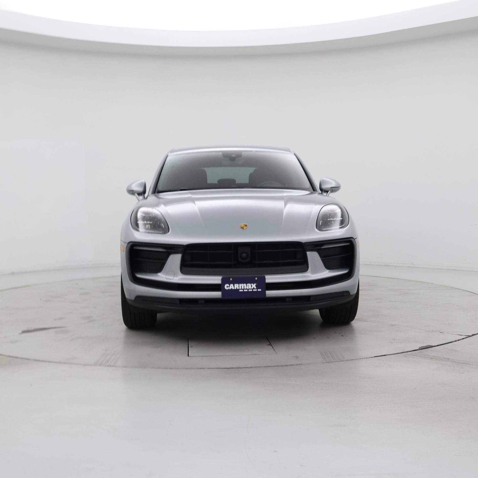 Thumbnail: 2023 Porsche Macan - 5