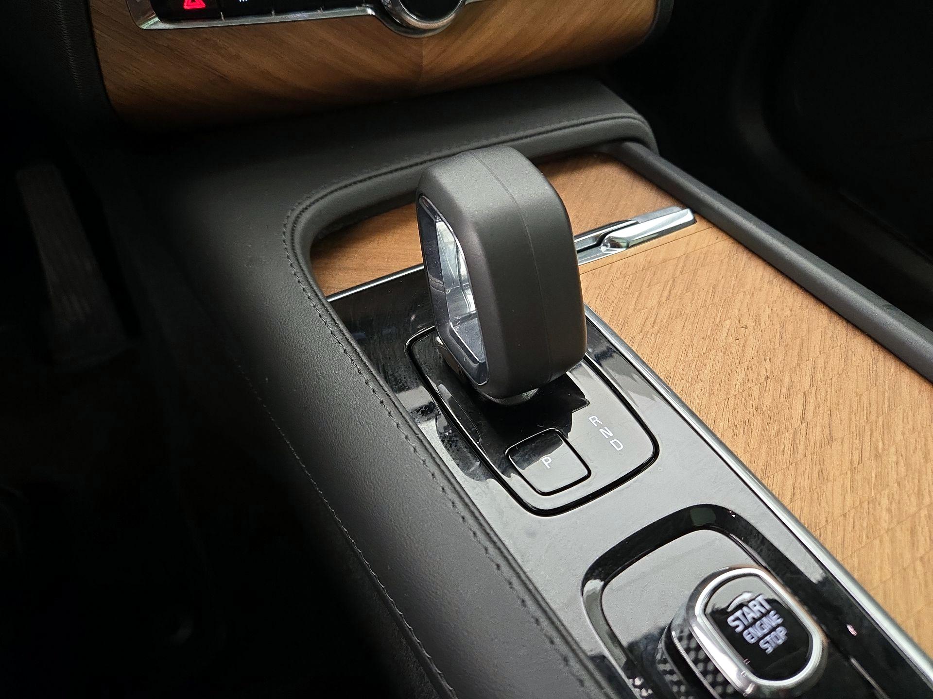 Thumbnail: 2024 Volvo XC90 - 16