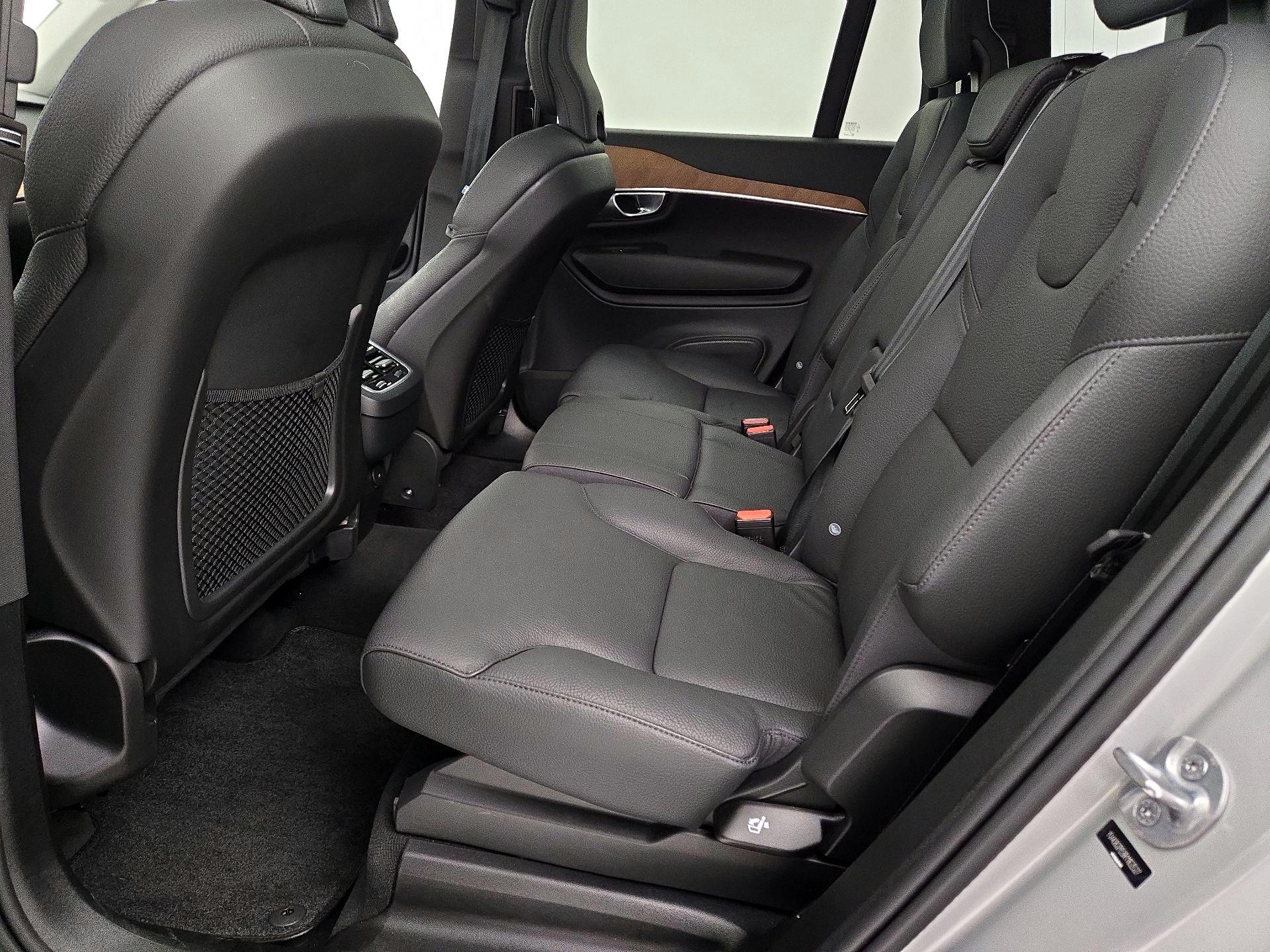 Thumbnail: 2024 Volvo XC90 - 18