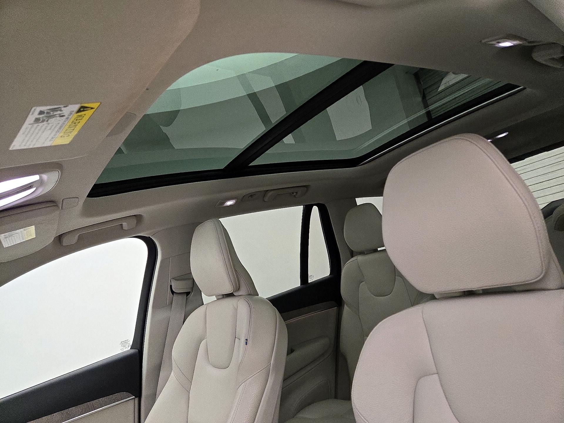 Thumbnail: 2024 Volvo XC90 - 20