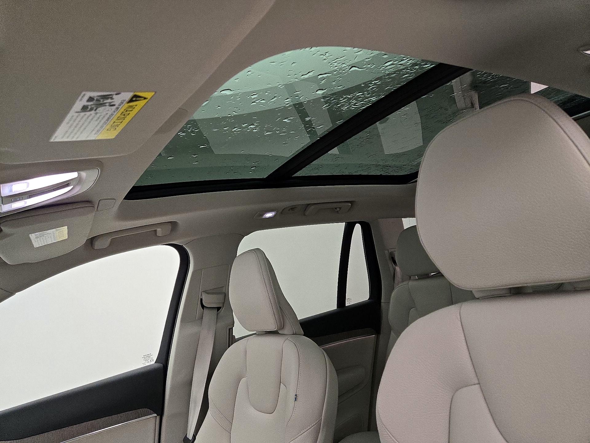 Thumbnail: 2023 Volvo XC90 - 20