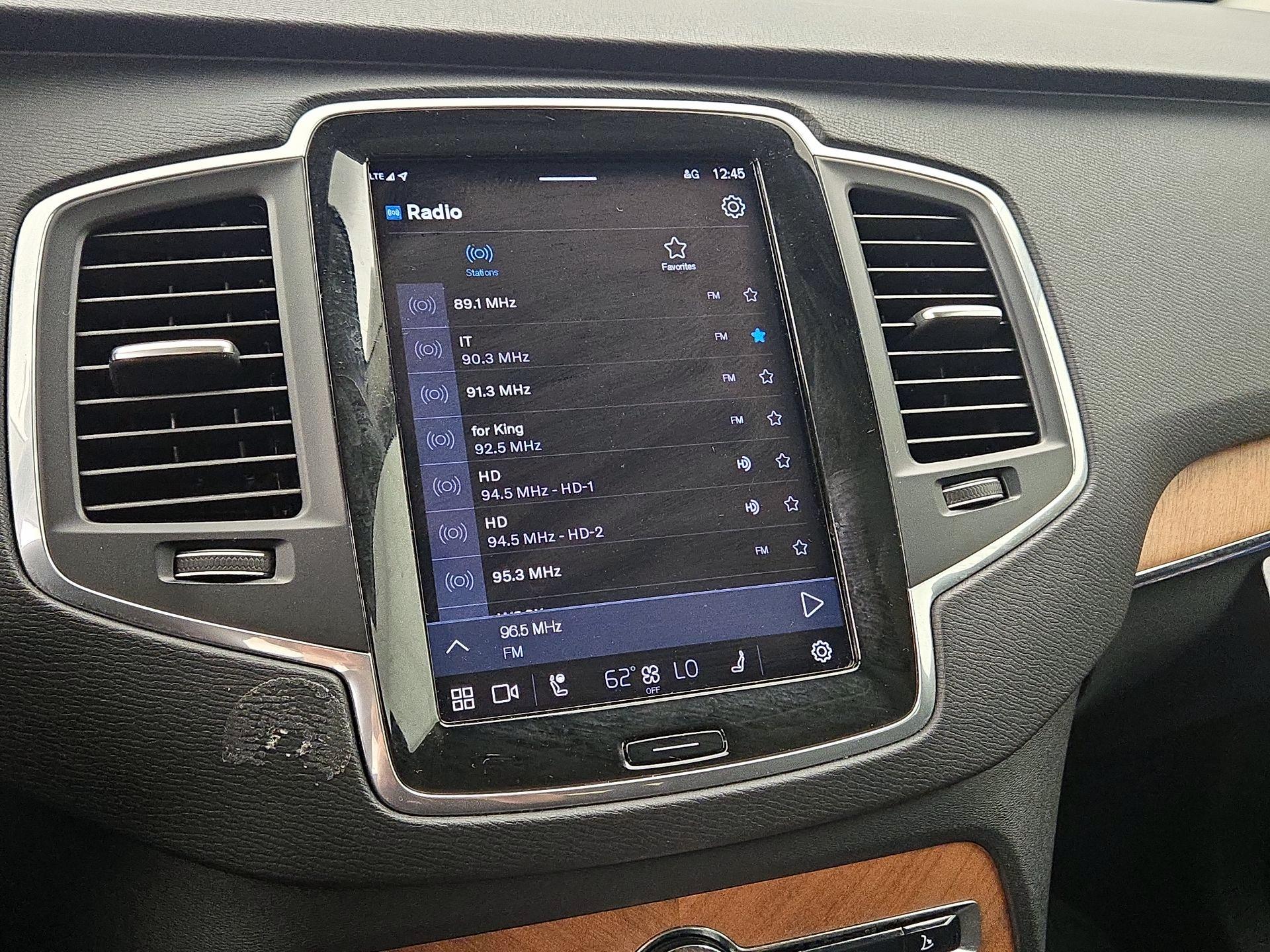 Thumbnail: 2023 Volvo XC90 - 16