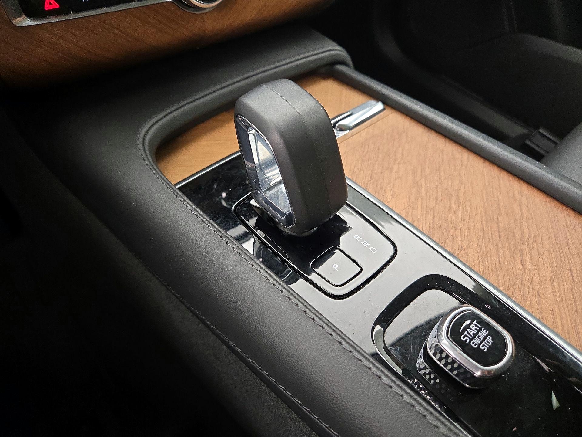 Thumbnail: 2023 Volvo XC90 - 18