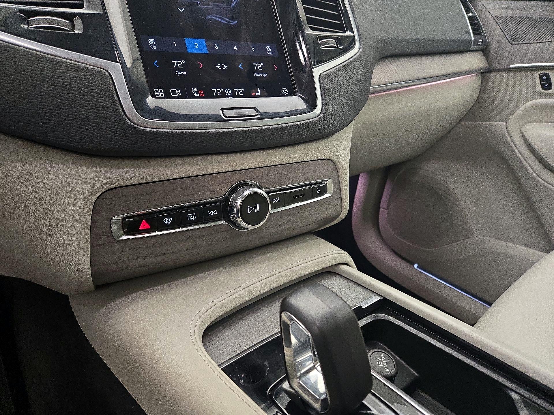 Thumbnail: 2024 Volvo XC90 - 15