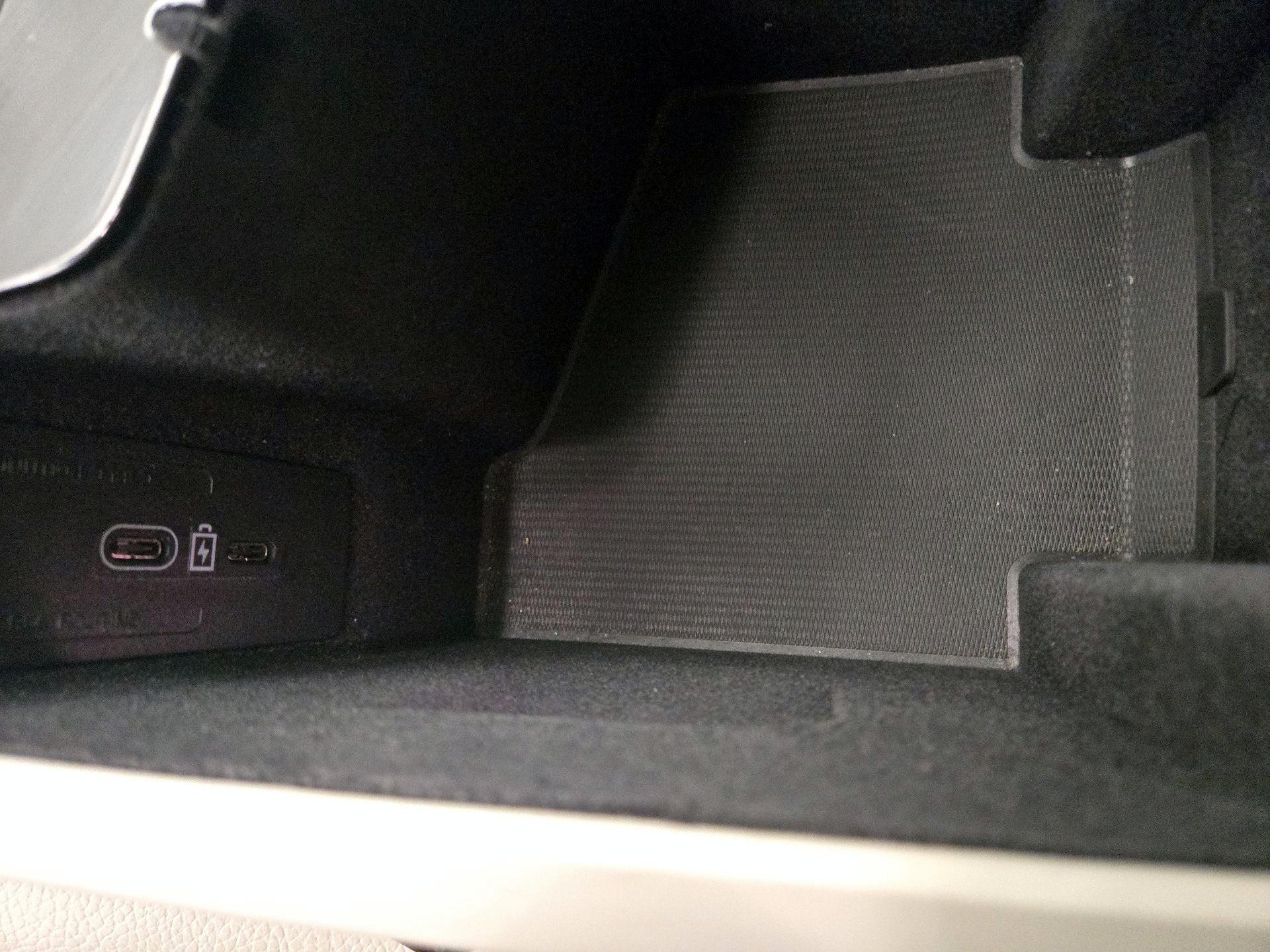 Thumbnail: 2024 Volvo XC90 - 17