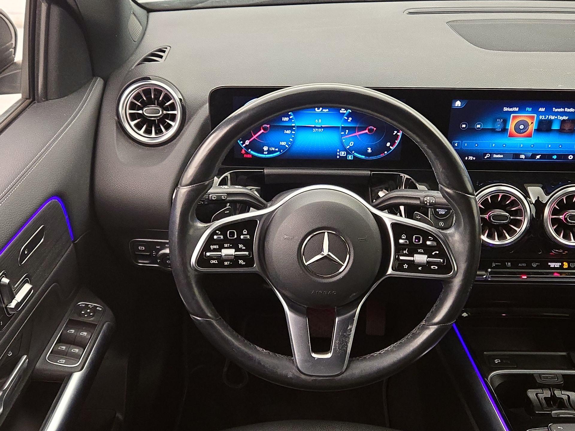 Thumbnail: 2023 Mercedes-Benz GLA - 10