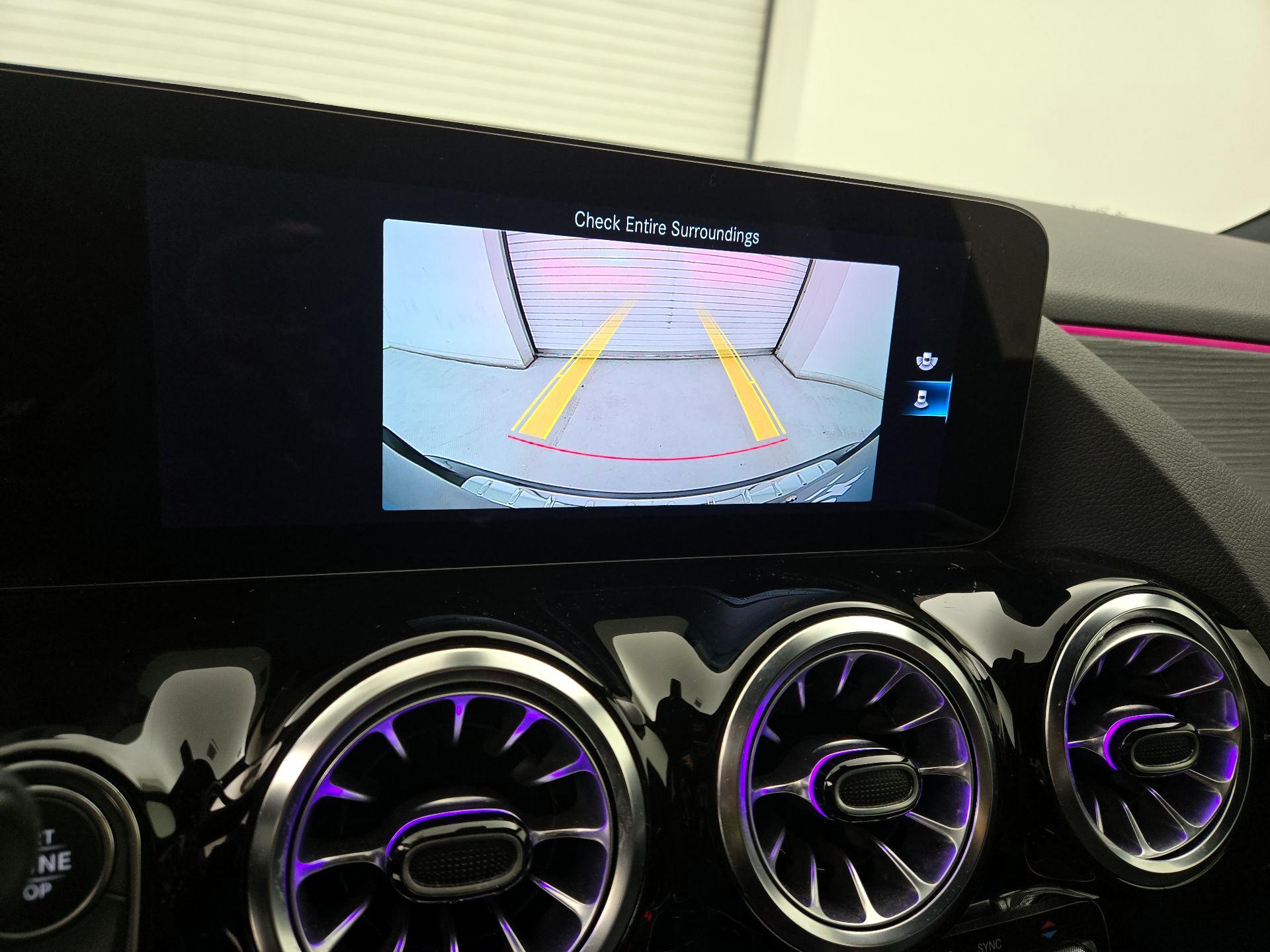 Thumbnail: 2023 Mercedes-Benz GLA - 14