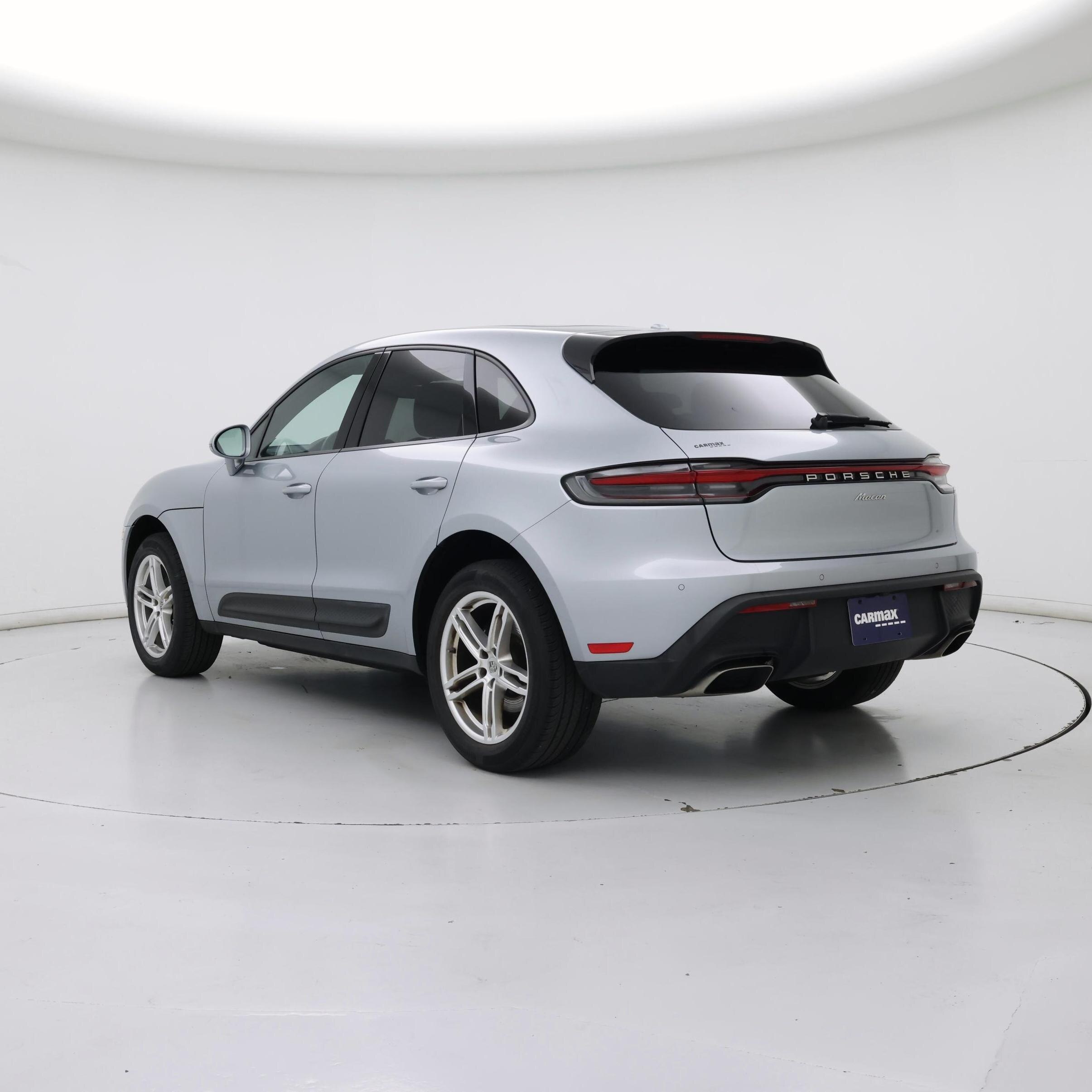 Thumbnail: 2022 Porsche Macan - 2