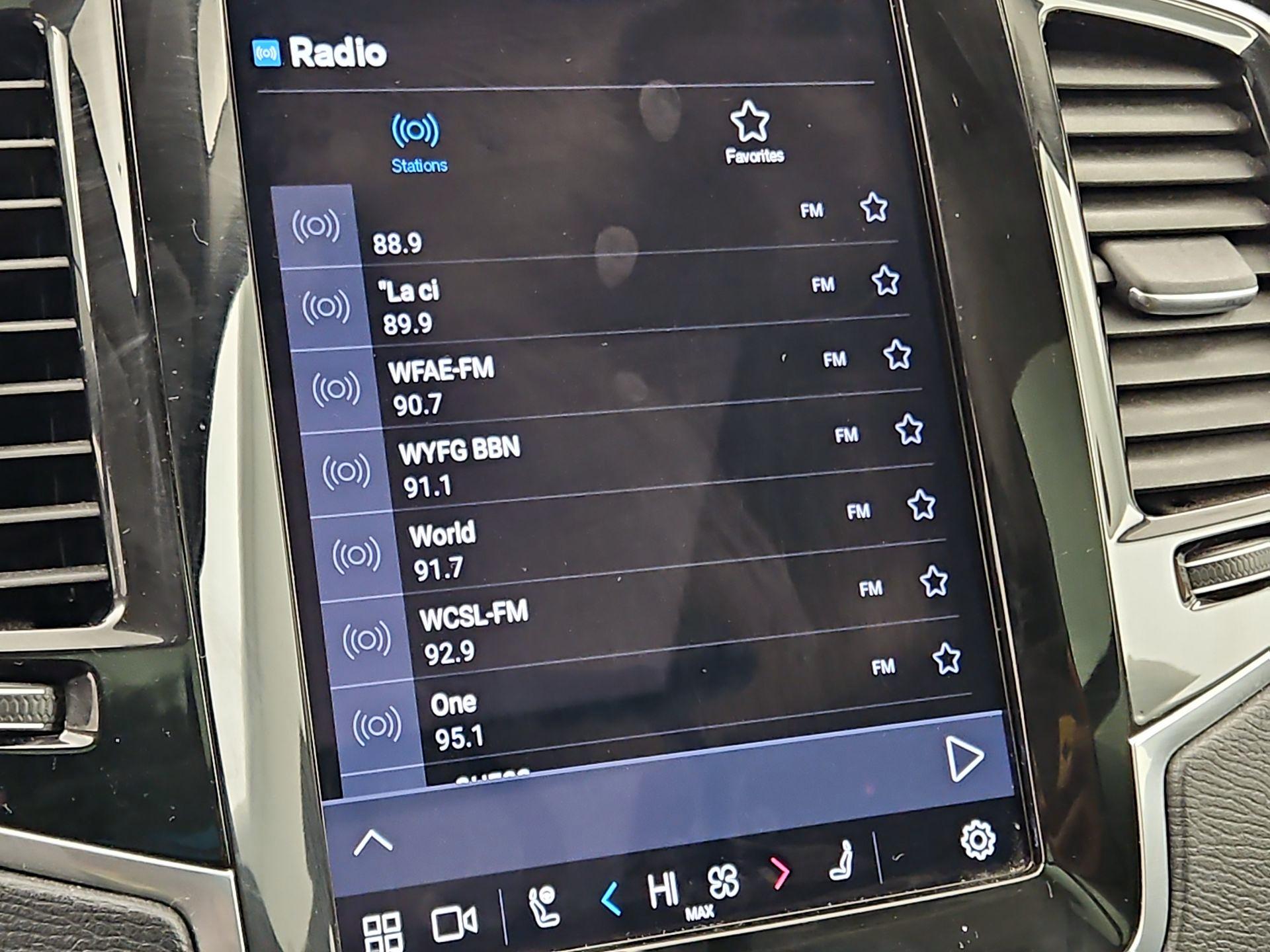 Thumbnail: 2024 Volvo XC90 - 16