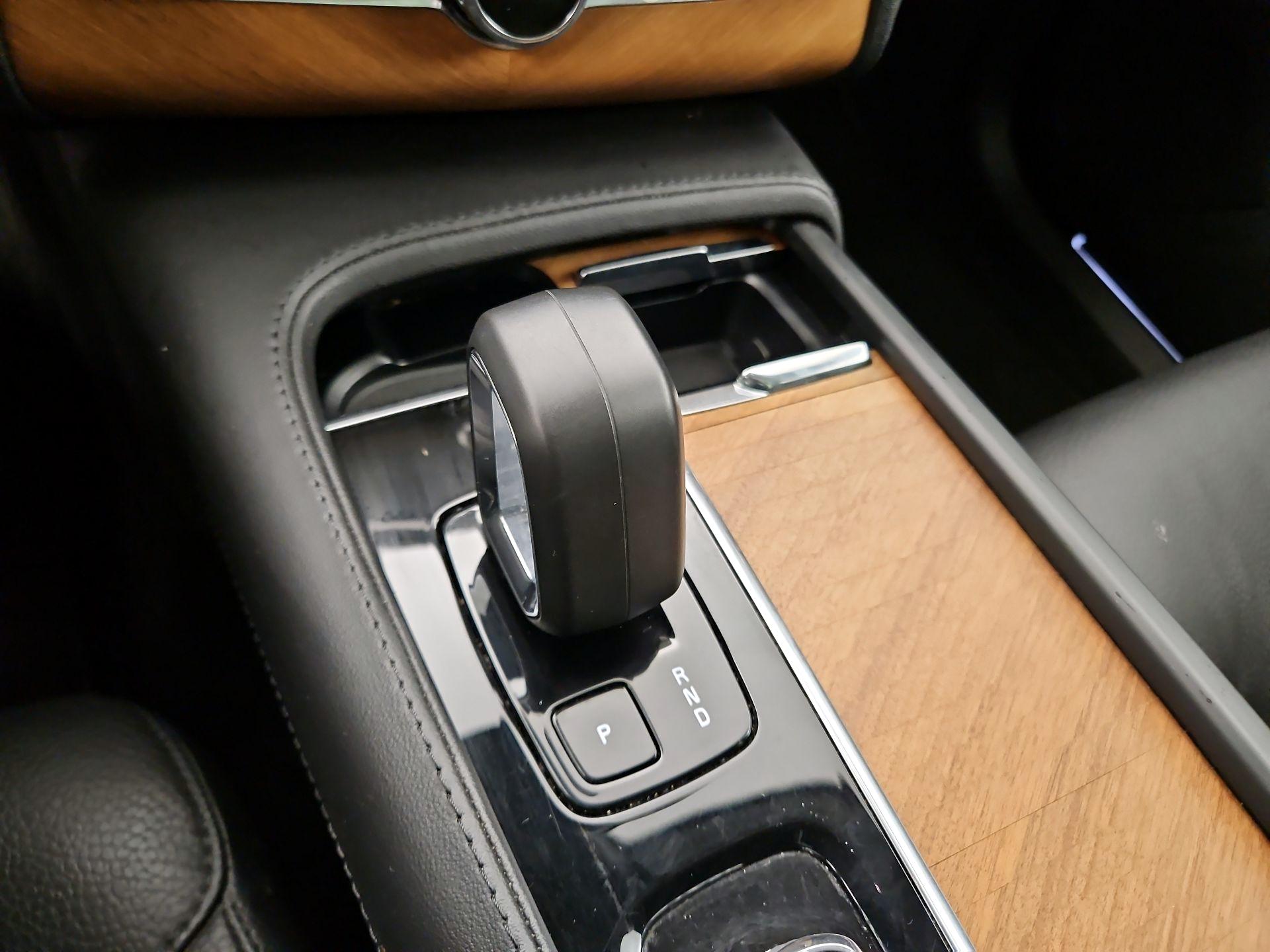 Thumbnail: 2024 Volvo XC90 - 18