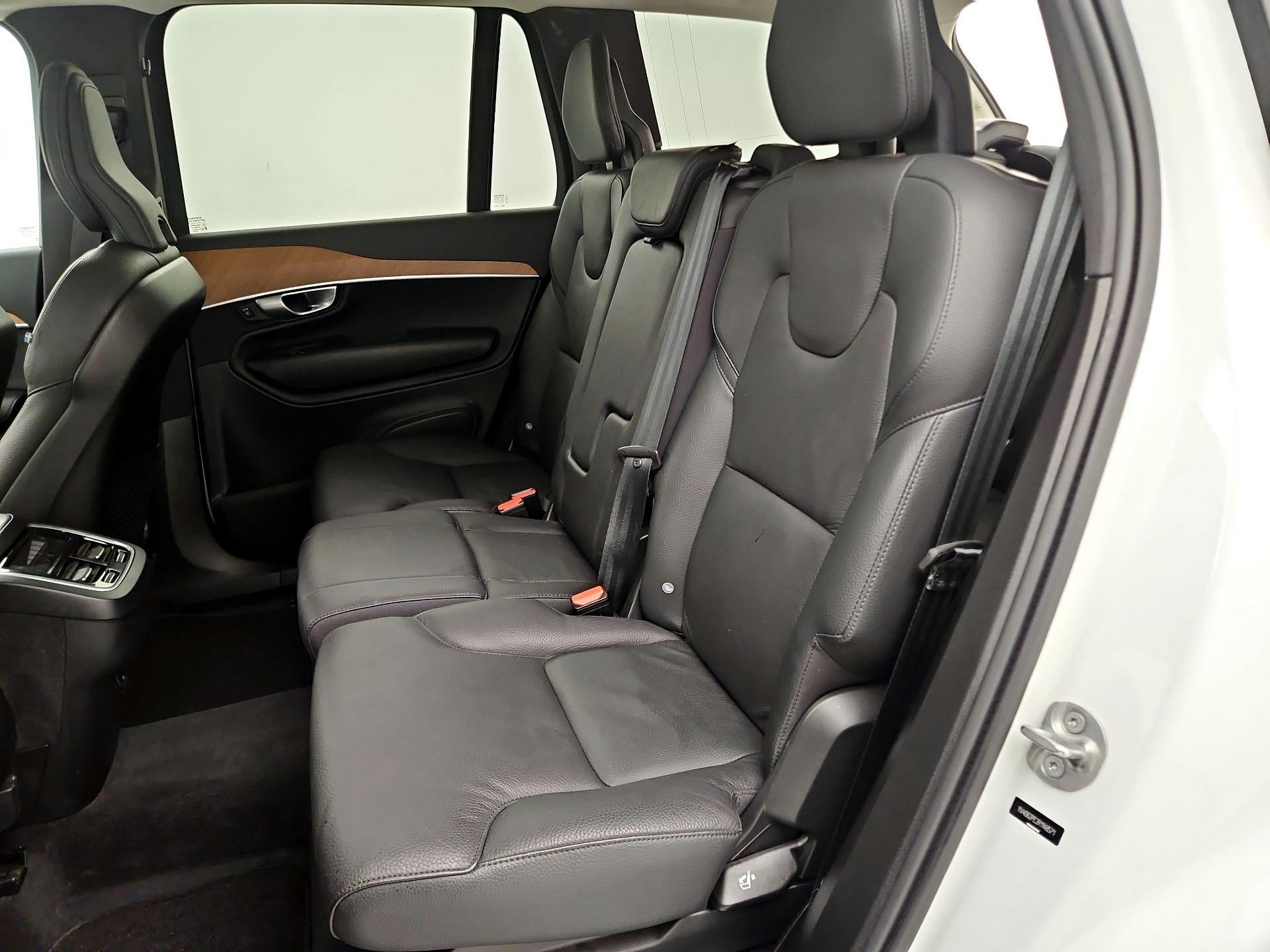 Thumbnail: 2024 Volvo XC90 - 20