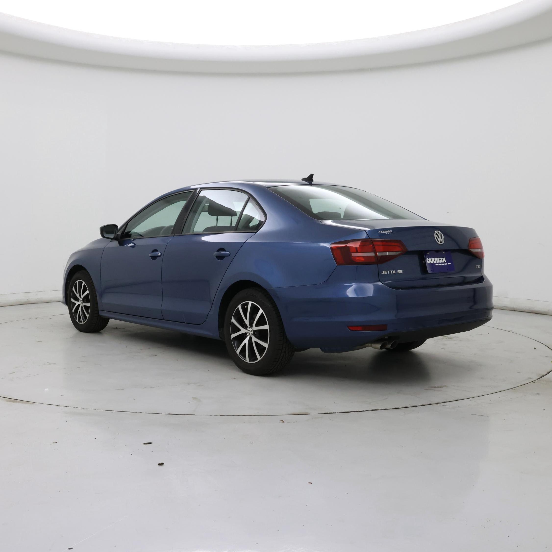 Thumbnail: 2016 Volkswagen Jetta - 2