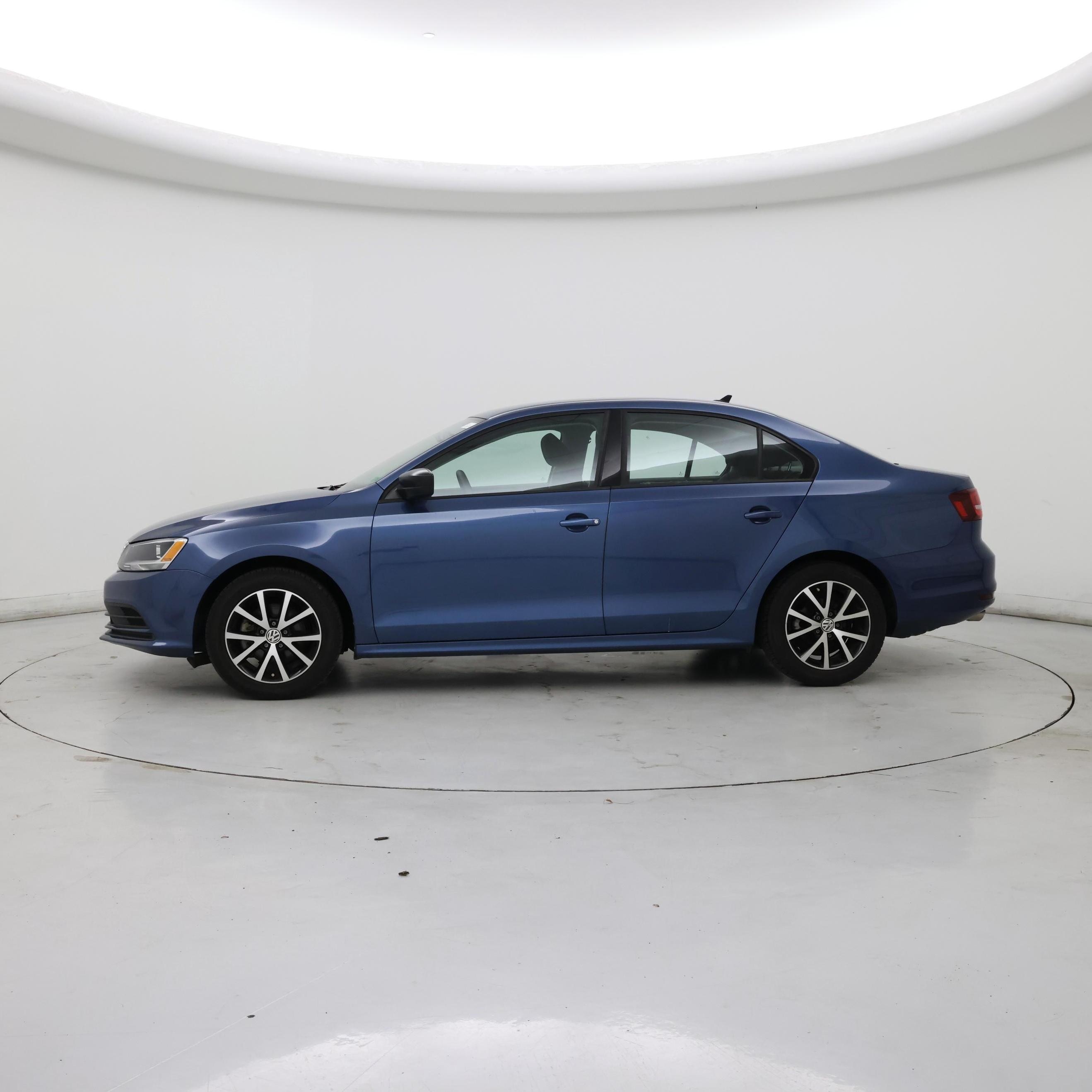 Thumbnail: 2016 Volkswagen Jetta - 3