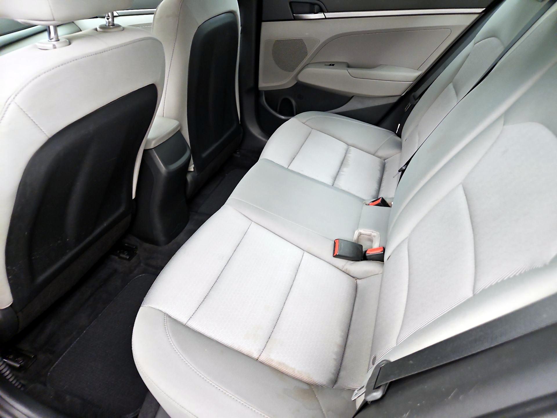 Thumbnail: 2018 Hyundai Elantra - 18