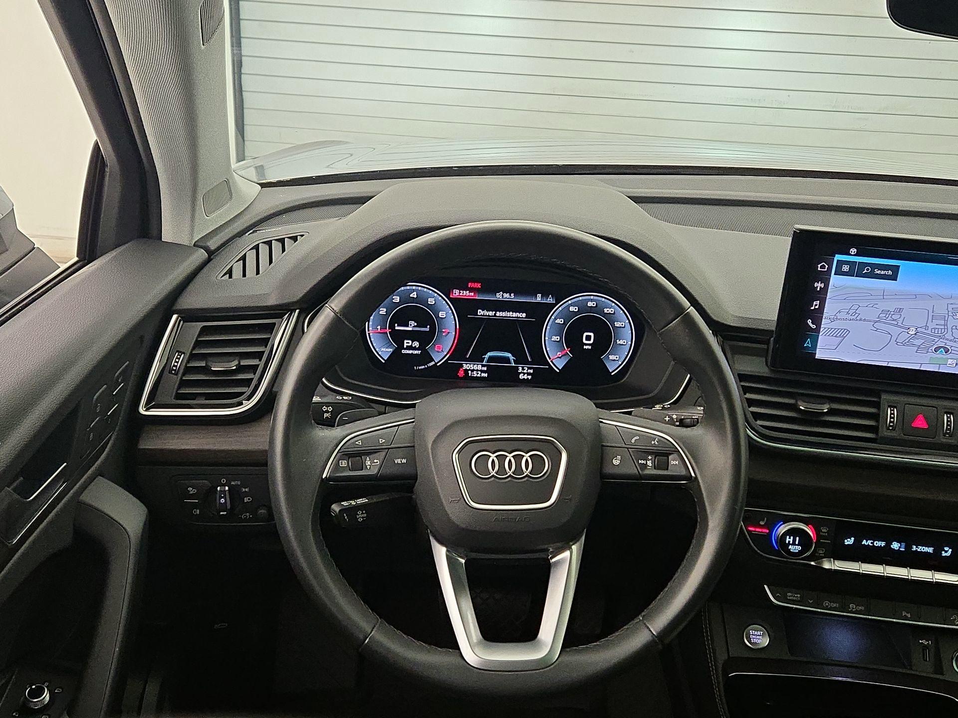 Thumbnail: 2022 Audi Q5 - 10