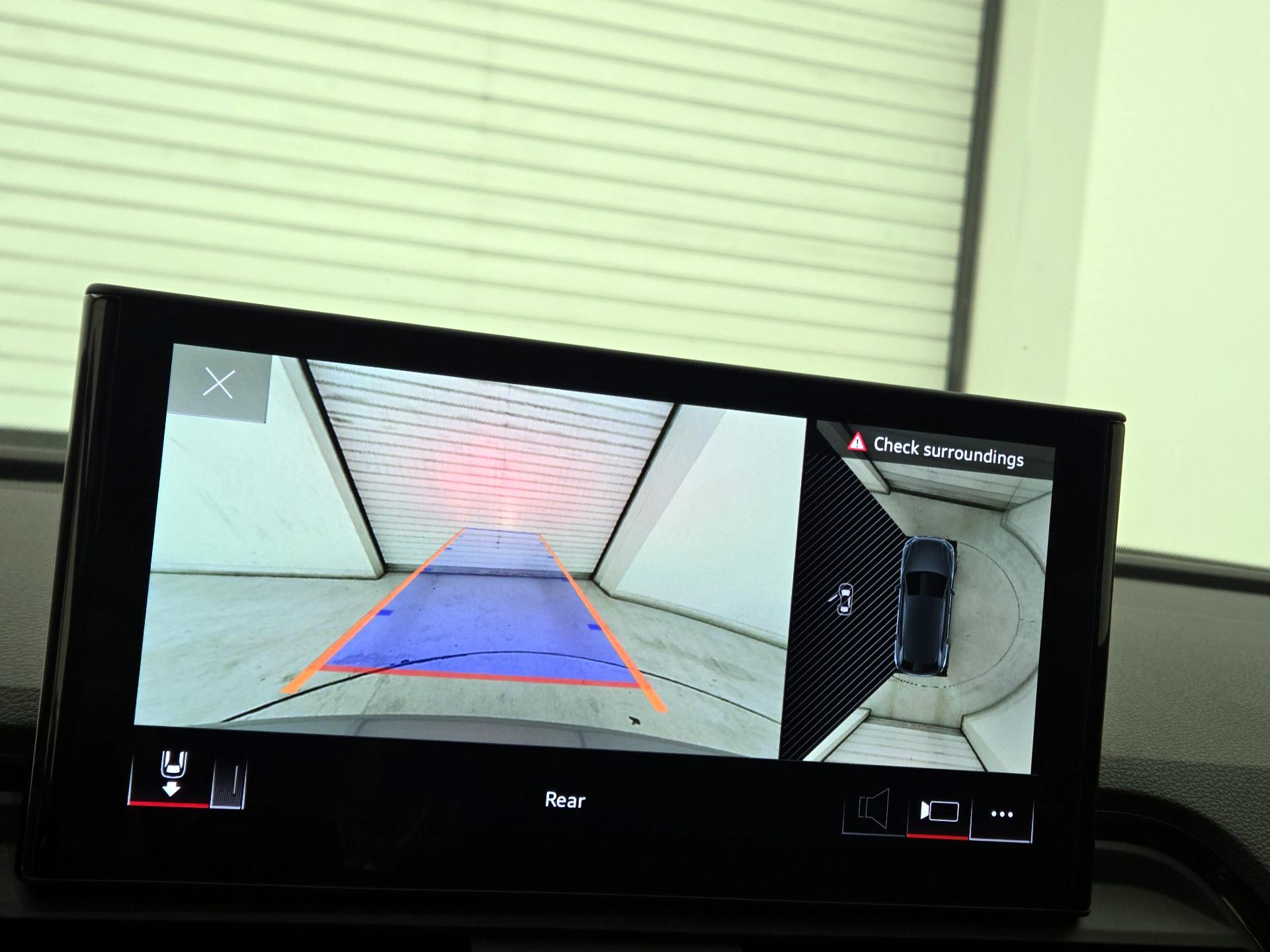 Thumbnail: 2022 Audi Q5 - 15